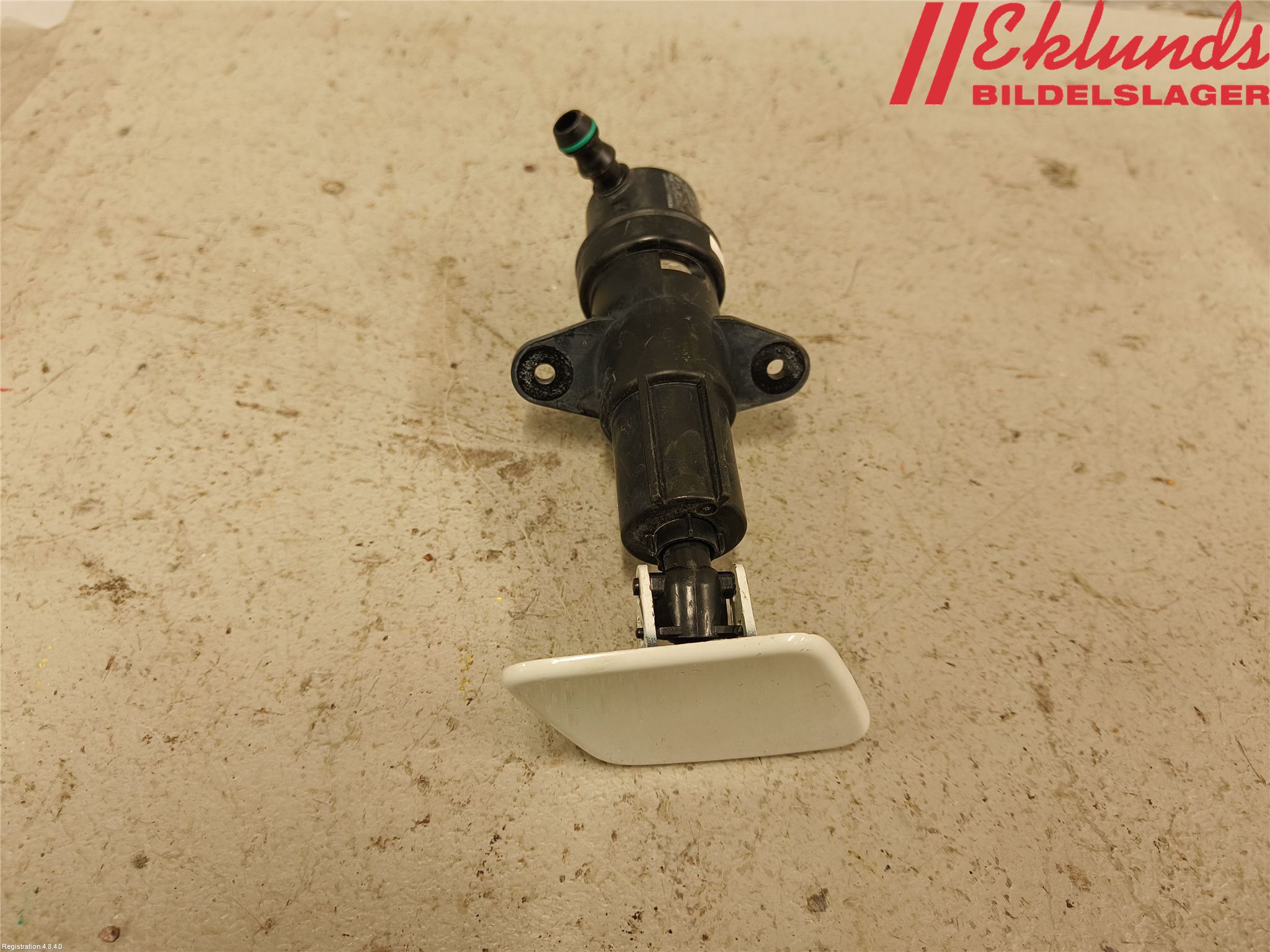 BMW 1 E87/81 5D/3D 03-11 Spolarmunstycke Strålkastare