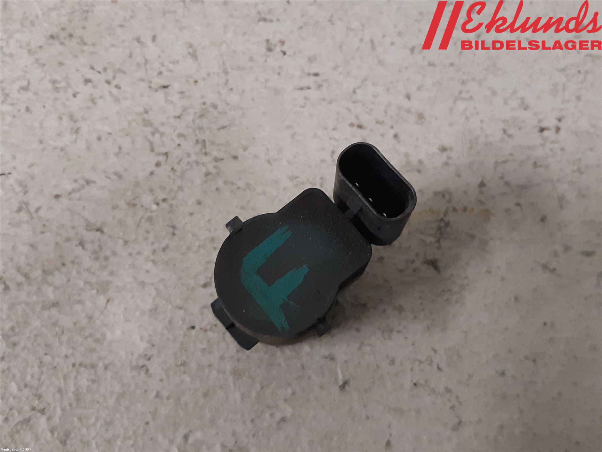 BMW 3 E90/91 SED/TOU 05-12 Parkeringshjälp Frontsensor