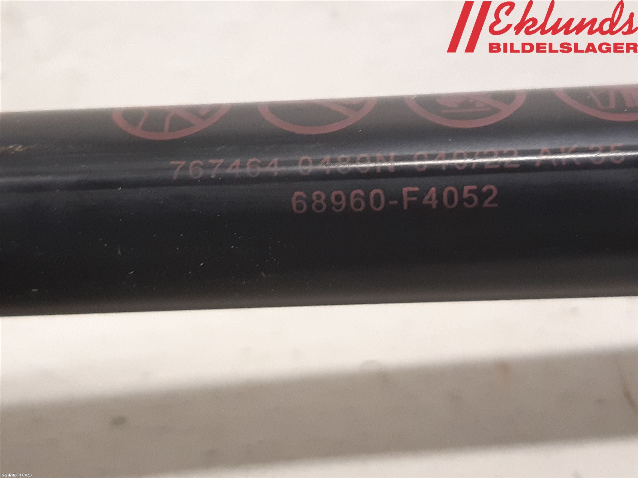 Toyota C-HR 16-23 Gasfjäder Baklucka