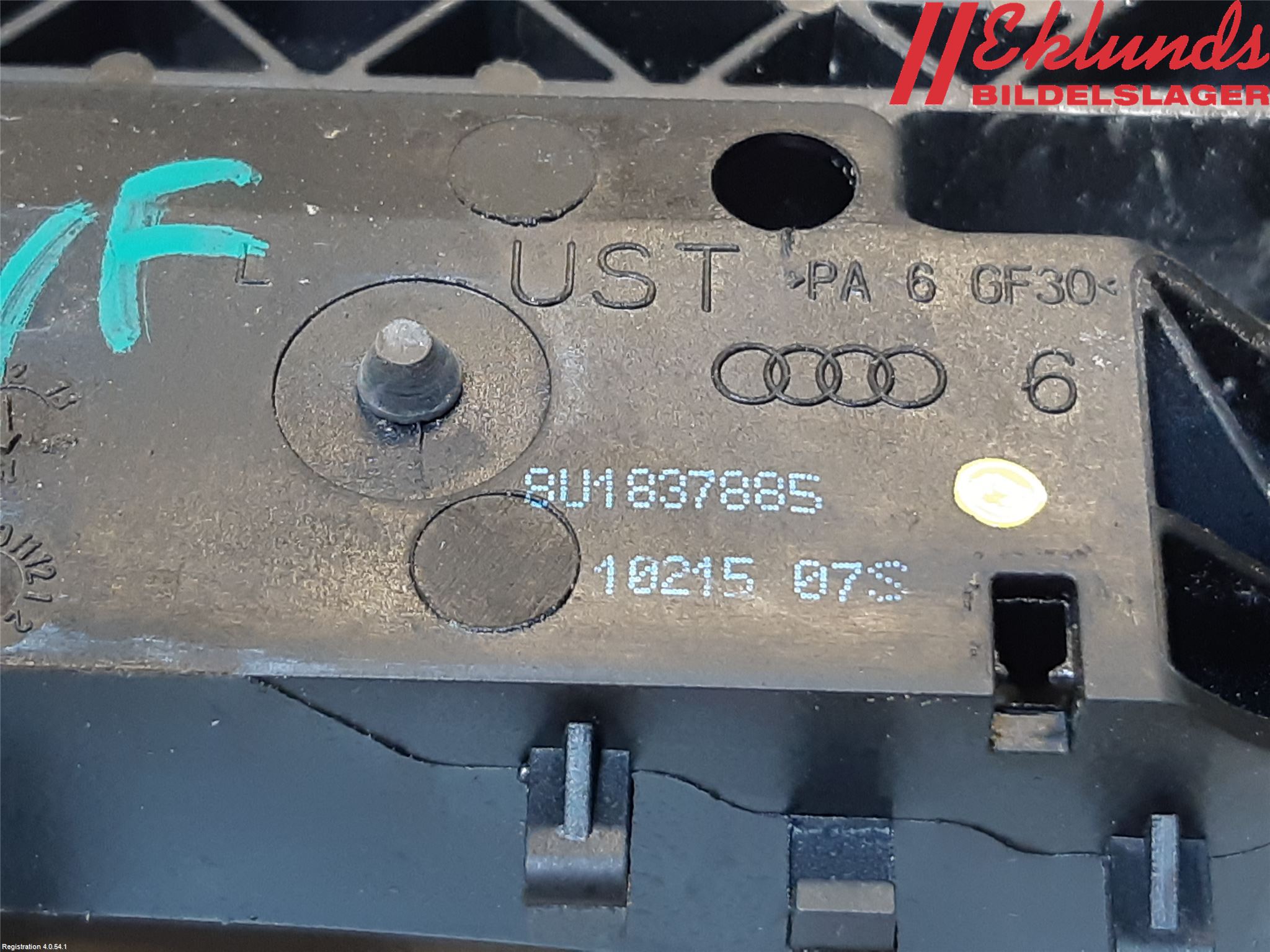 Audi Q3 8U 12-18 Dörrhandtag Yttre Vä