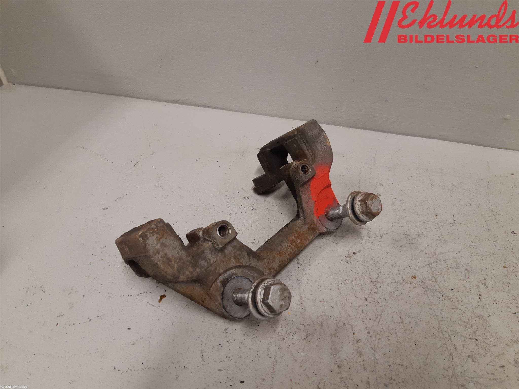 BMW 3 F30/F31/F80 12-19 Bromsokshållare