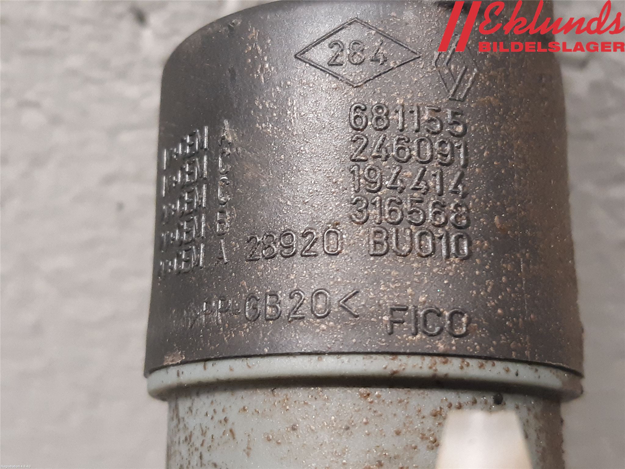 Nissan QASHQAI 10-14 Spolarpump Vindruta