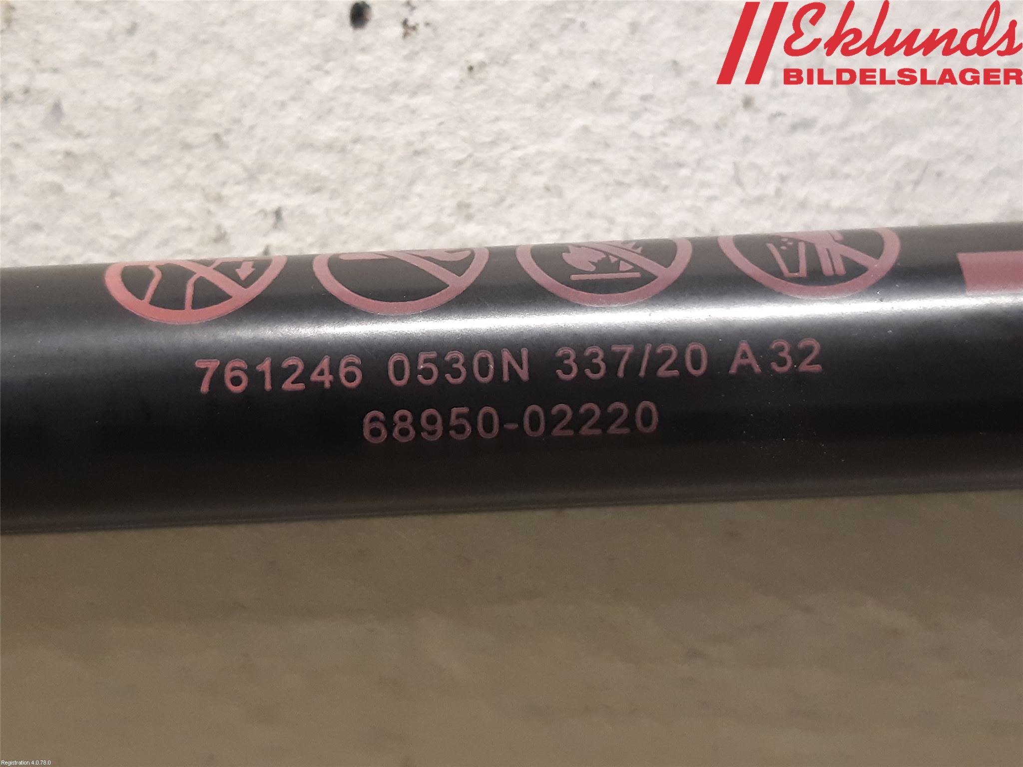 Toyota COROLLA 19- Gasfjäder Baklucka