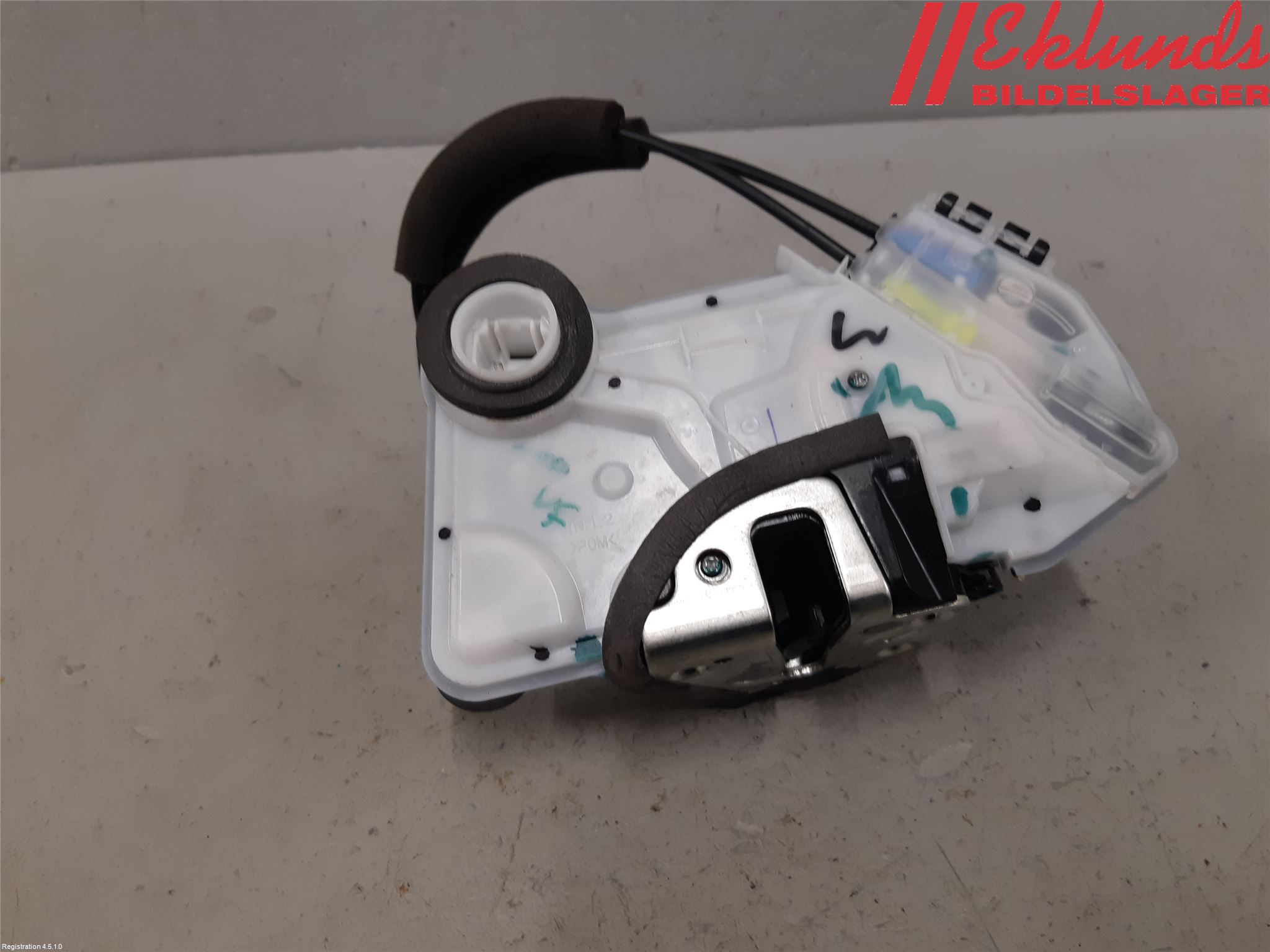 Toyota COROLLA 19- Låskista-Dörrlås