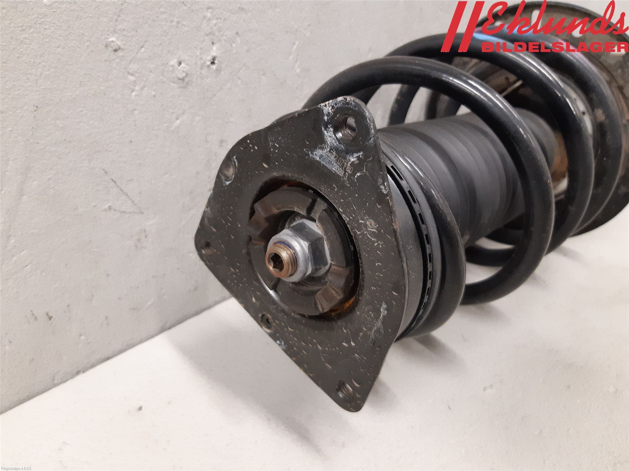 Opel MOKKA 21- Fjäderben Fram Höger