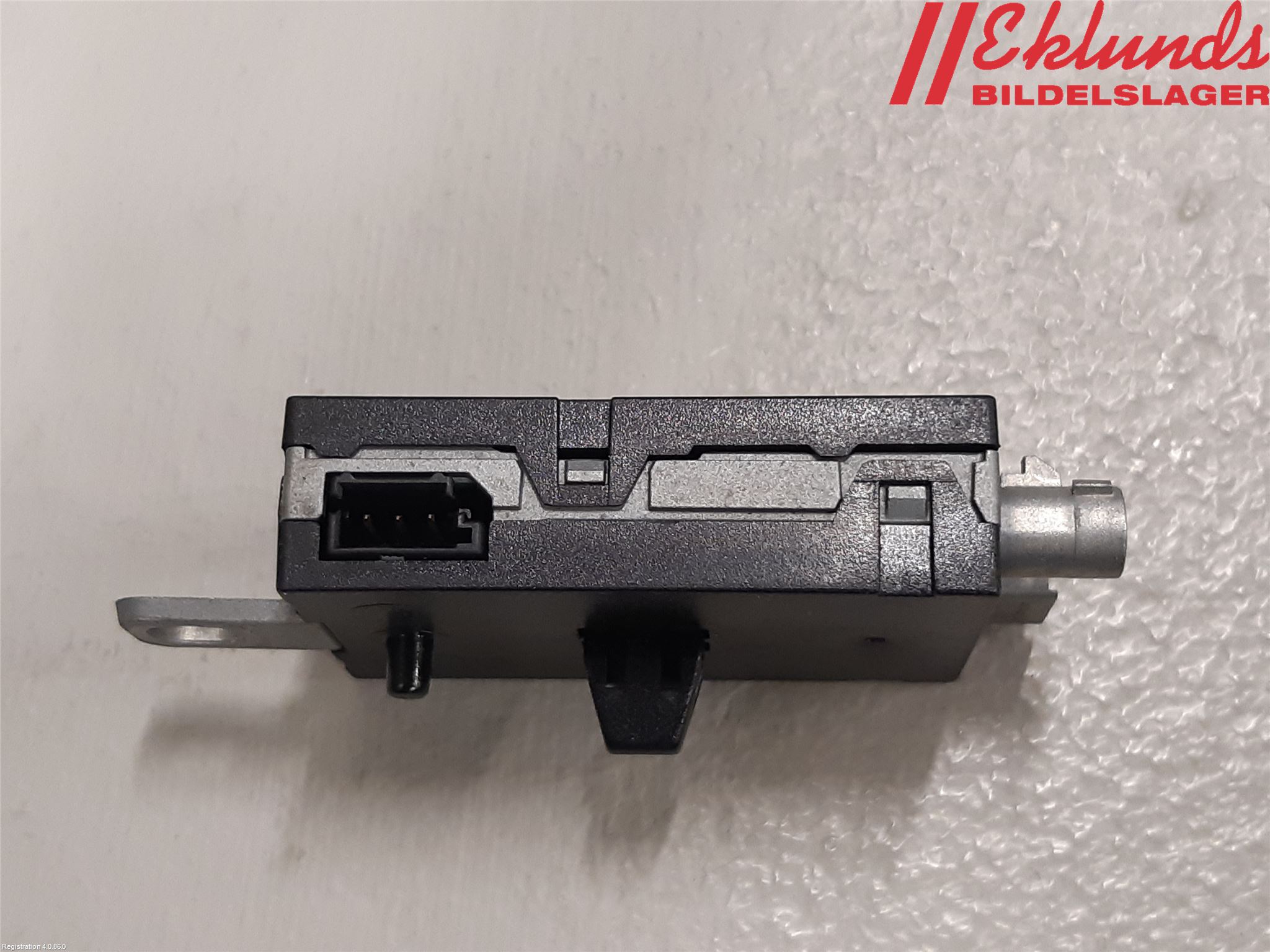 Volvo V60 11-13 Antennförstärkare