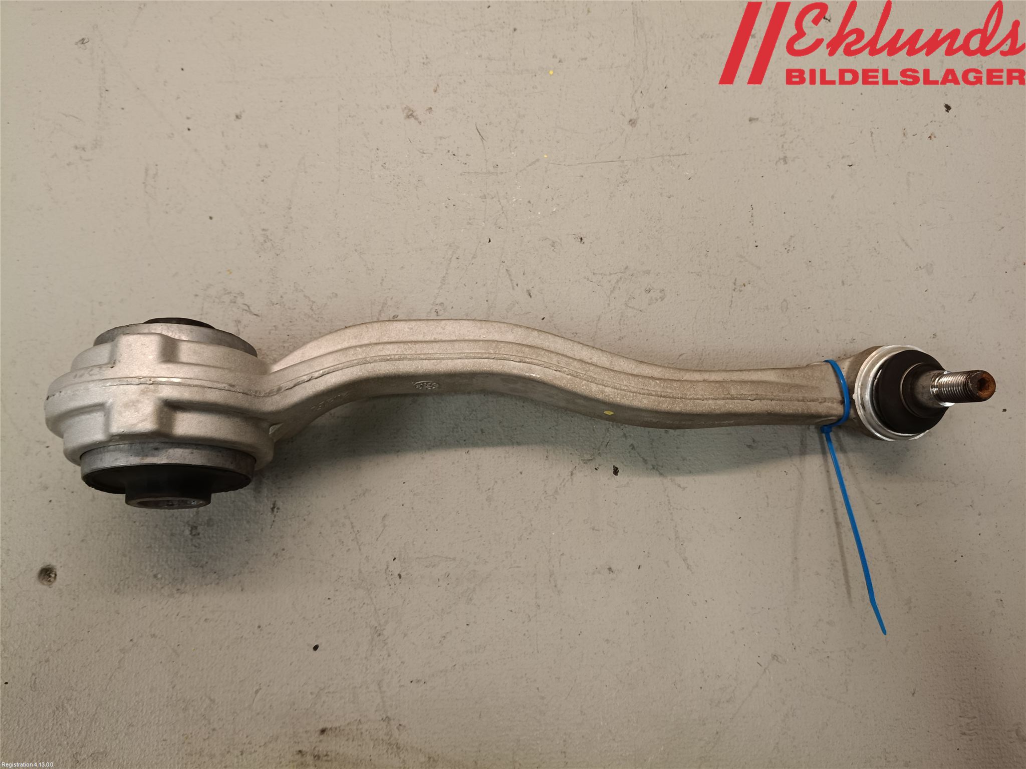 Mercedes-Benz MB C-KLASS (W204) 07-15 Bärarm Fram Undre Hö