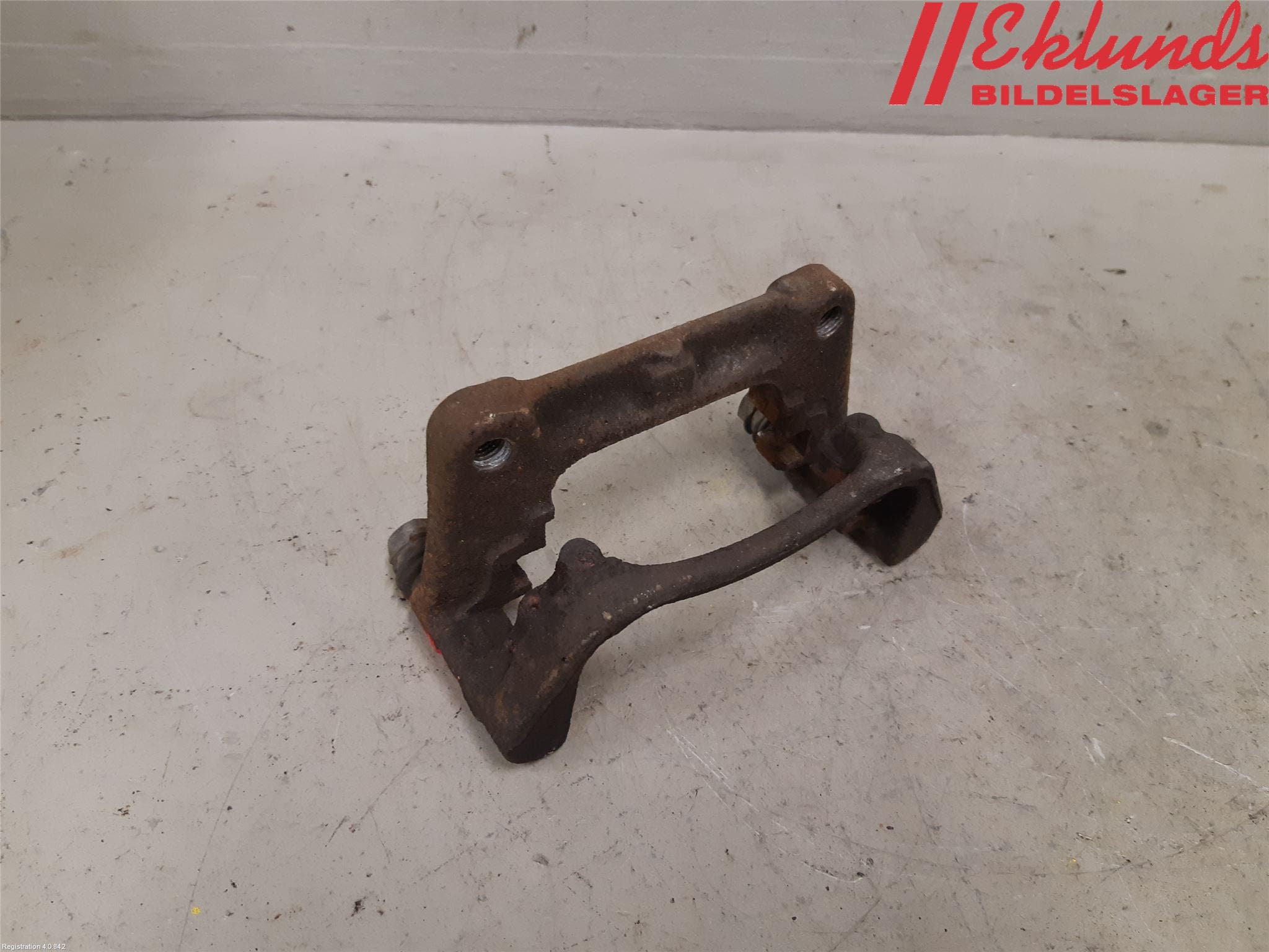 Toyota PROACE II 16- Bromsokshållare