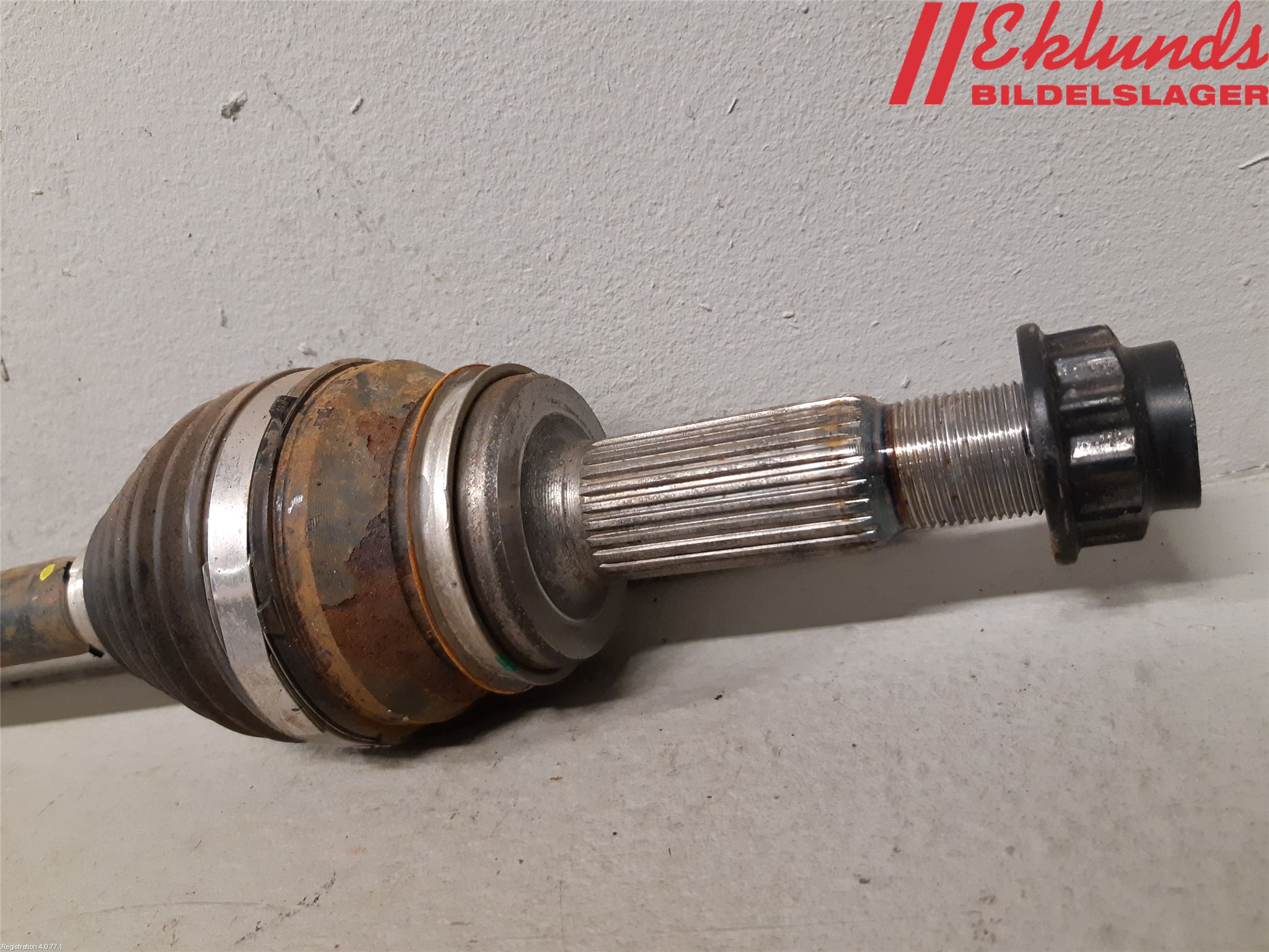 Toyota RAV4 19- Drivaxel Bak Höger