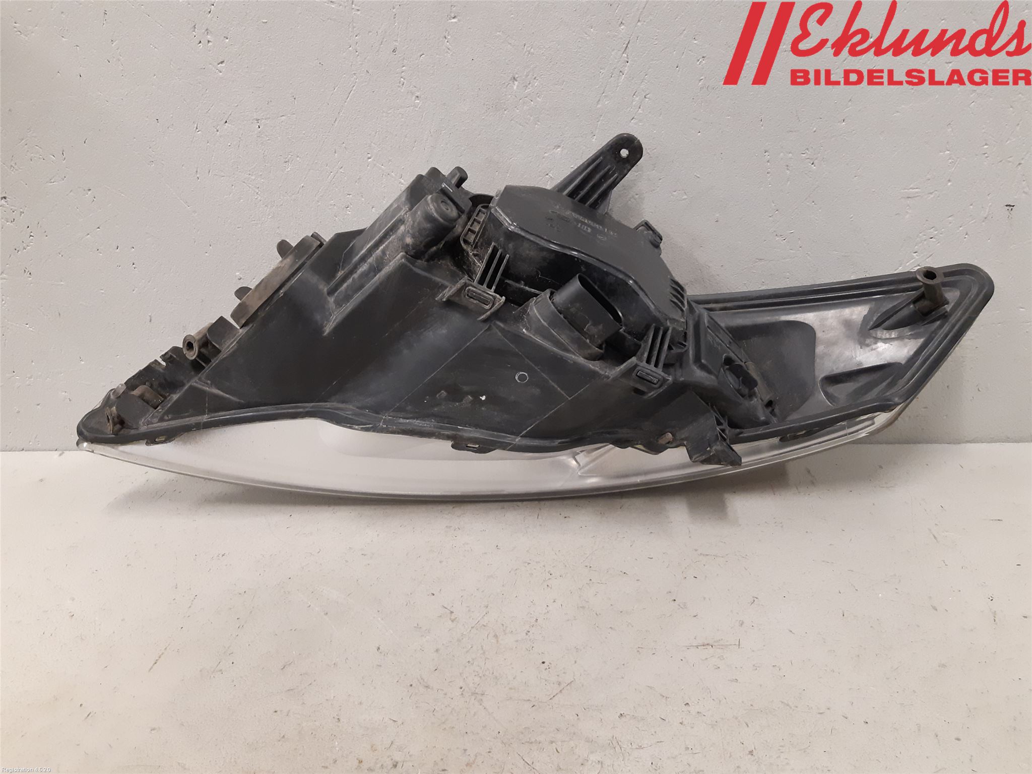 Ford MONDEO 07-15 Strålkastare Höger