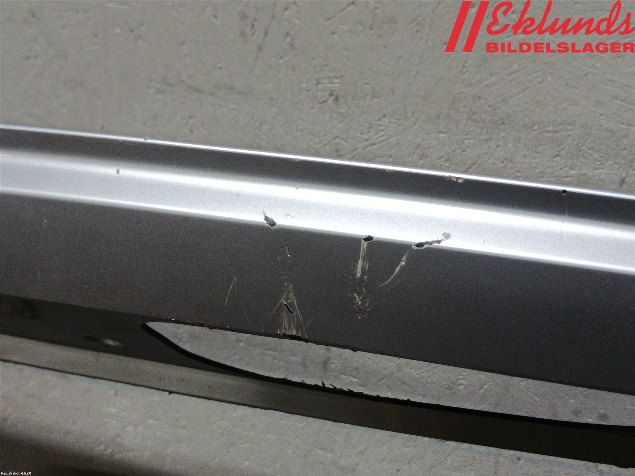 Volvo XC40/RECHARGE 18- Spoiler Bak