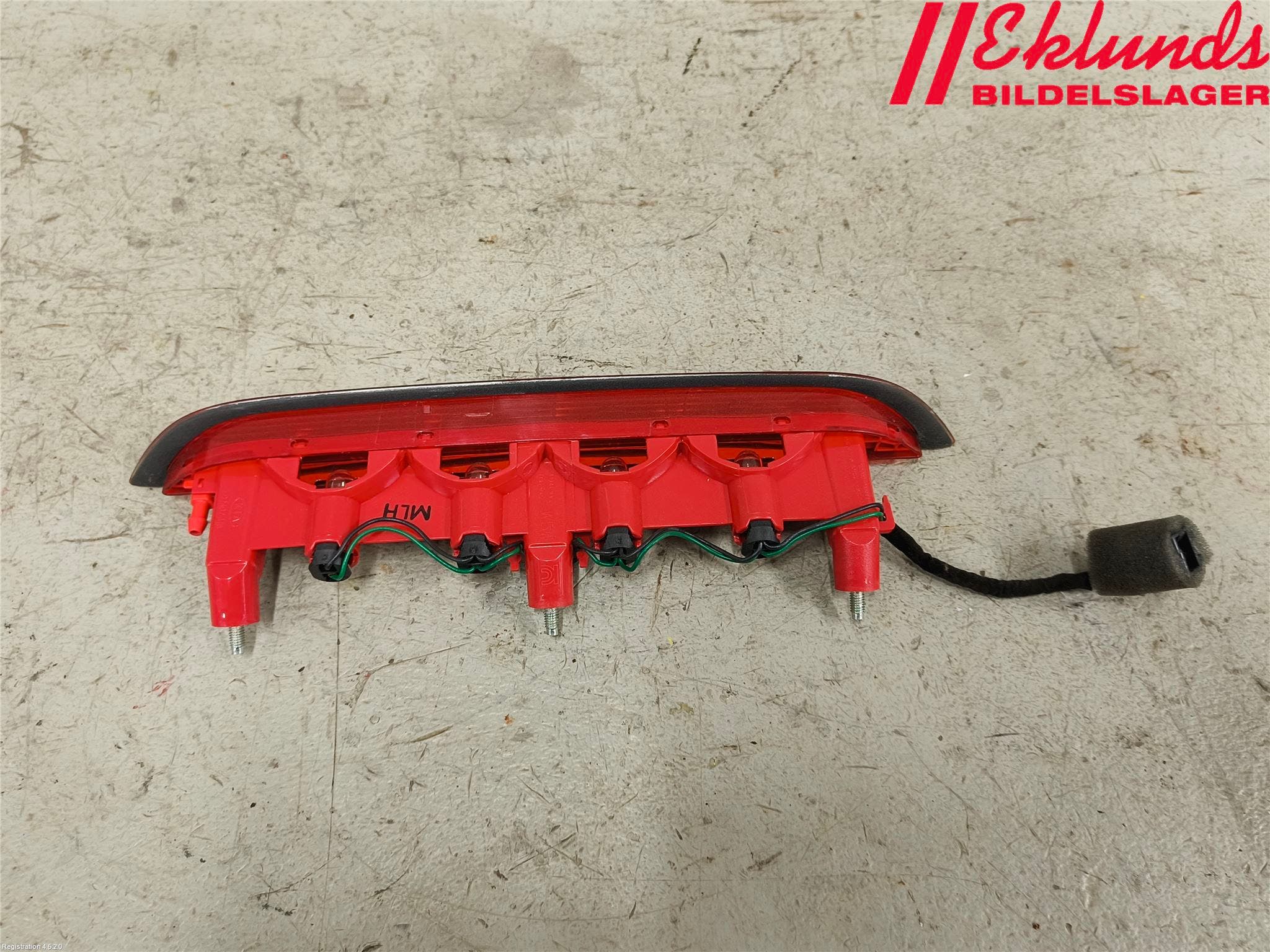 Kia RIO 17- Bromsljus Bakruta