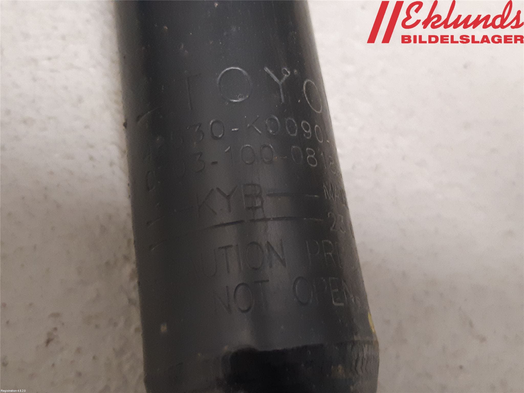 Toyota YARIS XP21 20- Stötdämpare Bak