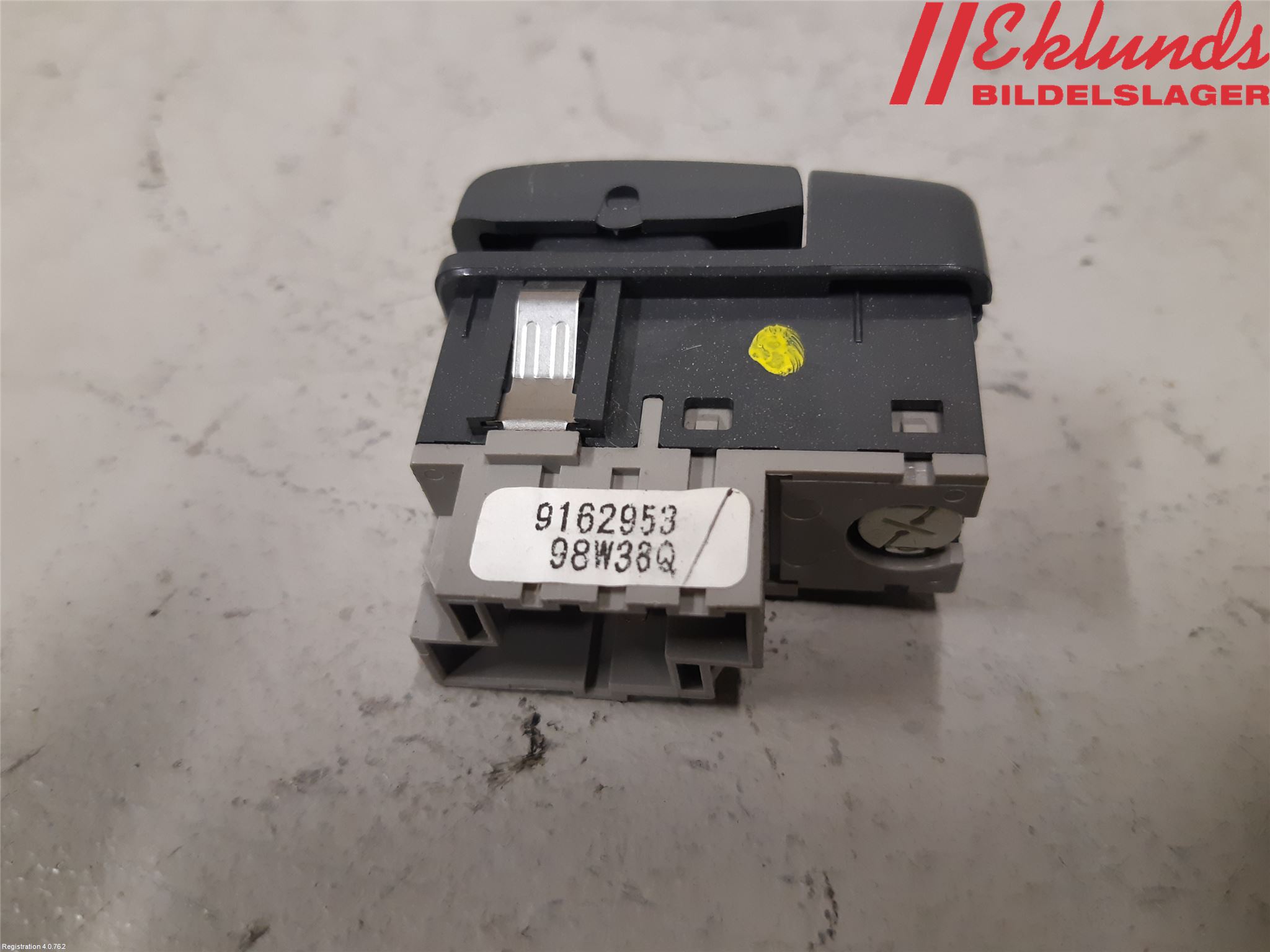 Volvo S70/V70/XC  97-00 Strömställare Antispinn