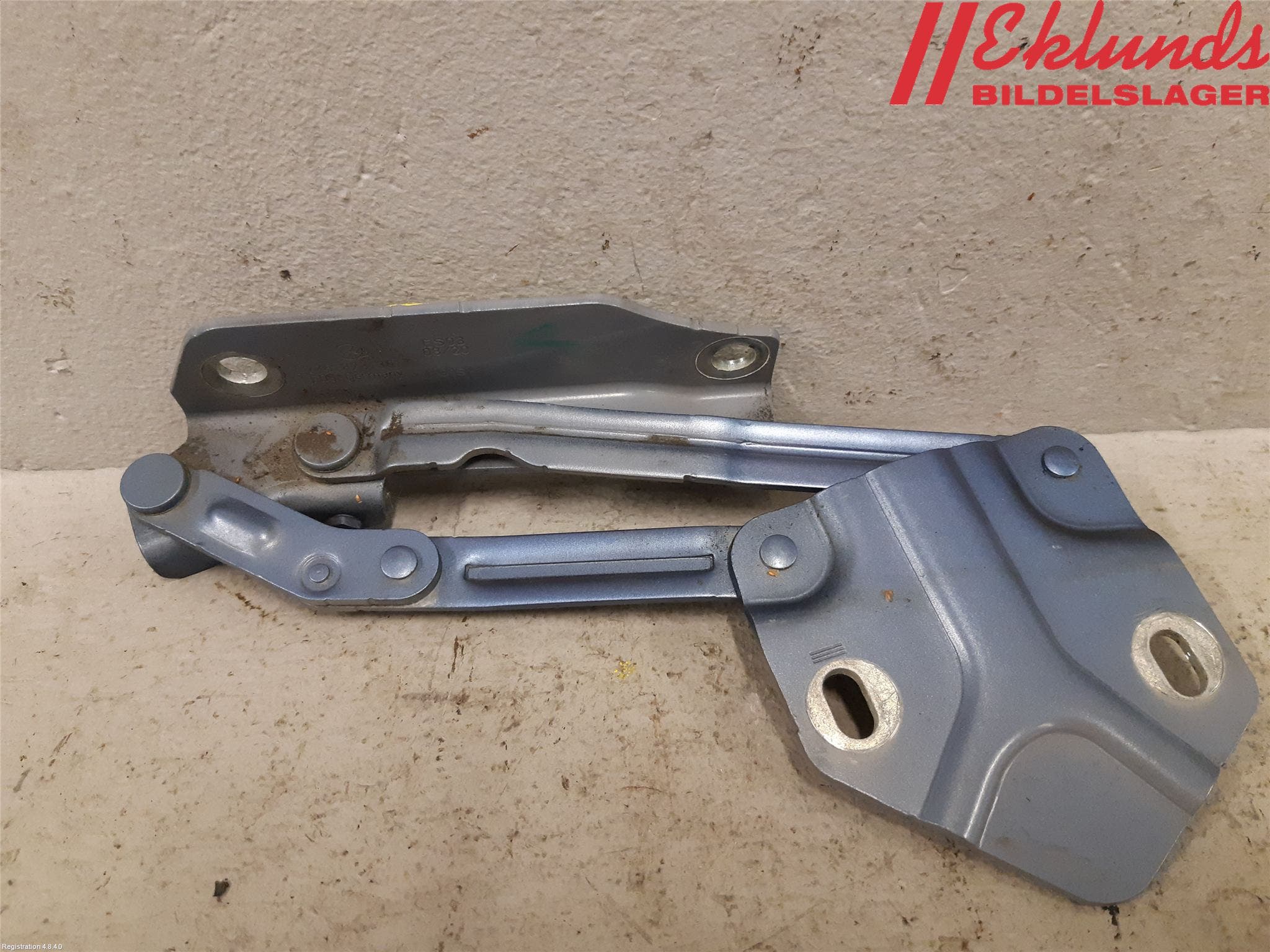 Volkswagen VW CADDY 16-20 Huvgångjärn