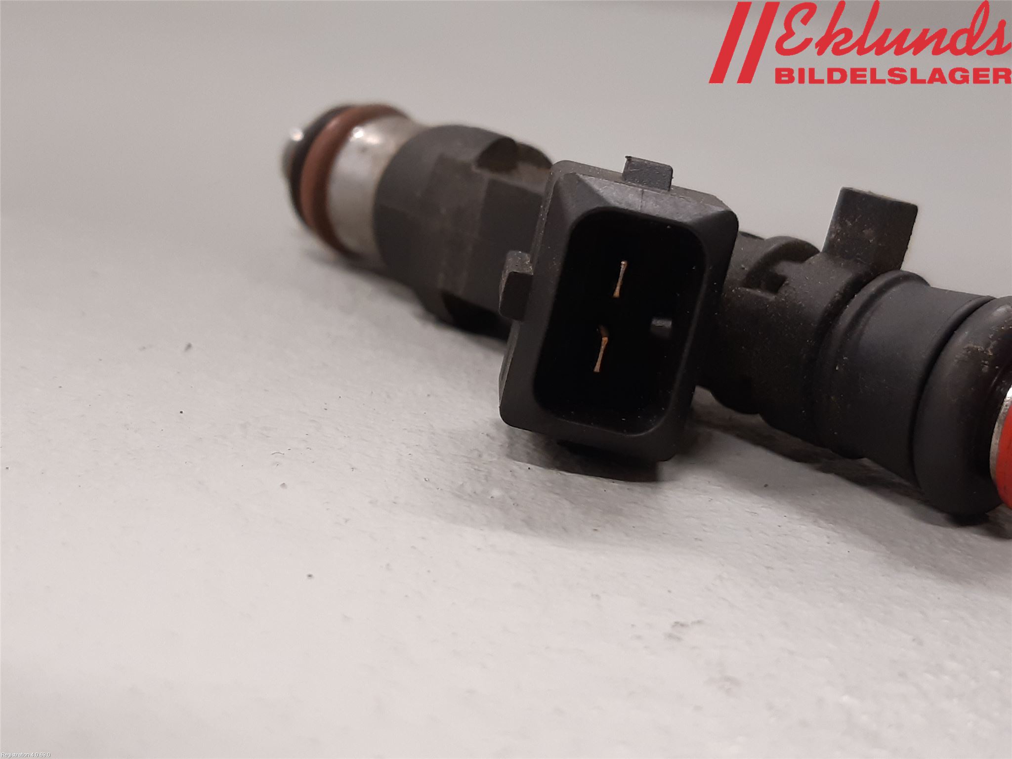 Opel CORSA D 07-14 Injspridare