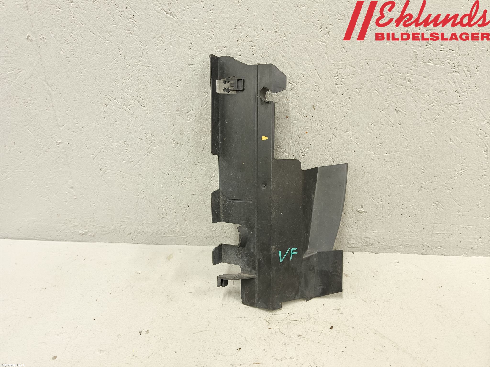 Renault CLIO III  09-12 Deflektor Plåt-Plast Kylning