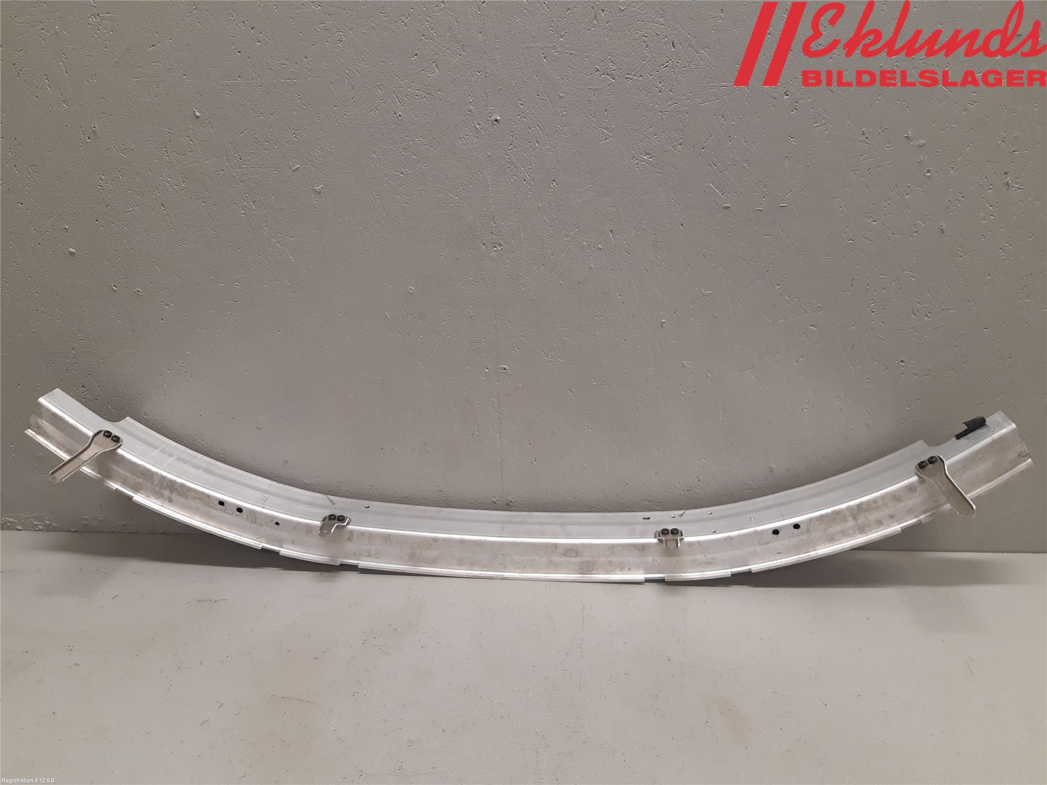 BMW 6 E63/64    02-10 Stötfångarbalk Fram