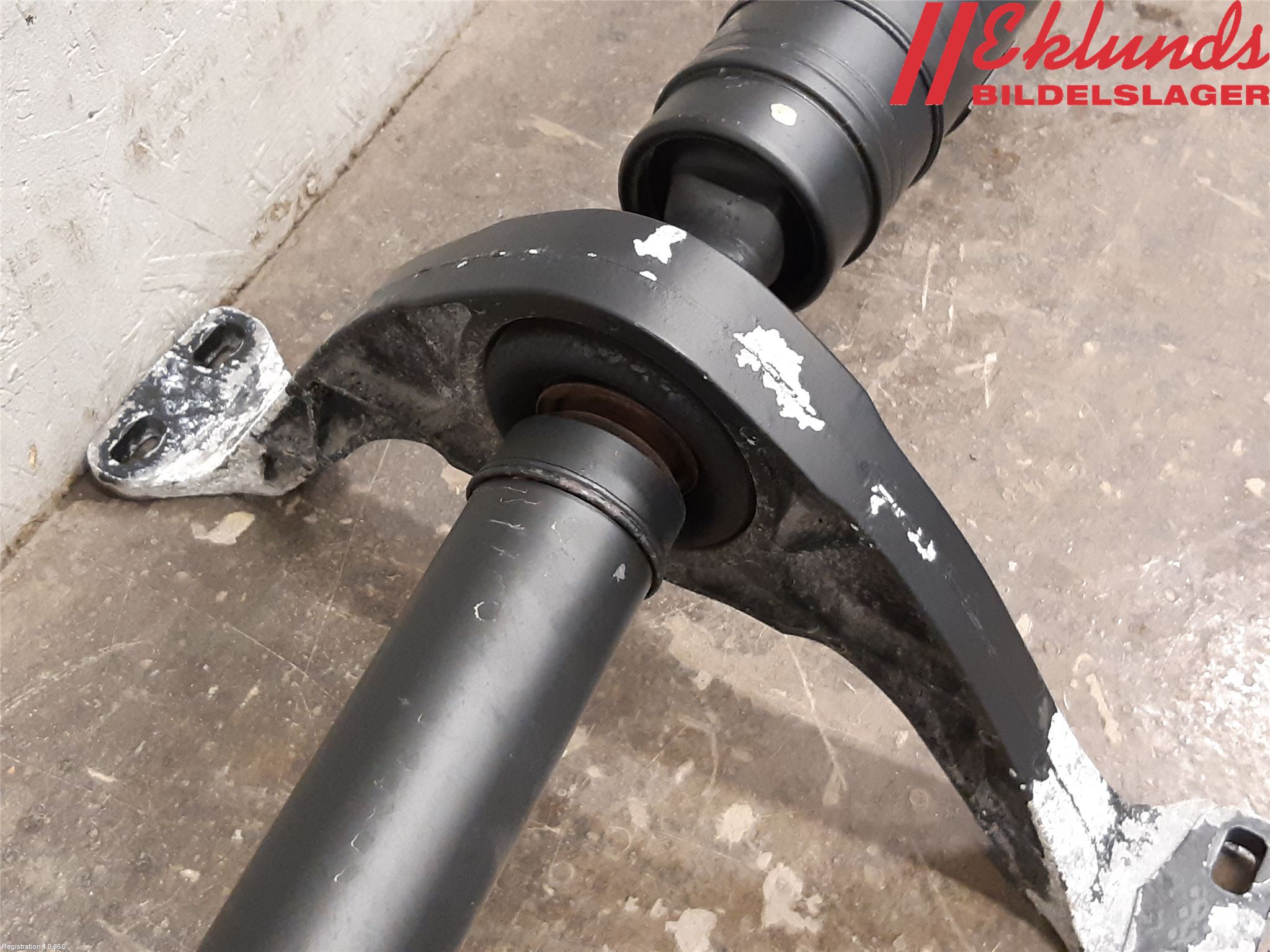 Skoda SUPERB 16-24 Mellanaxel Komp