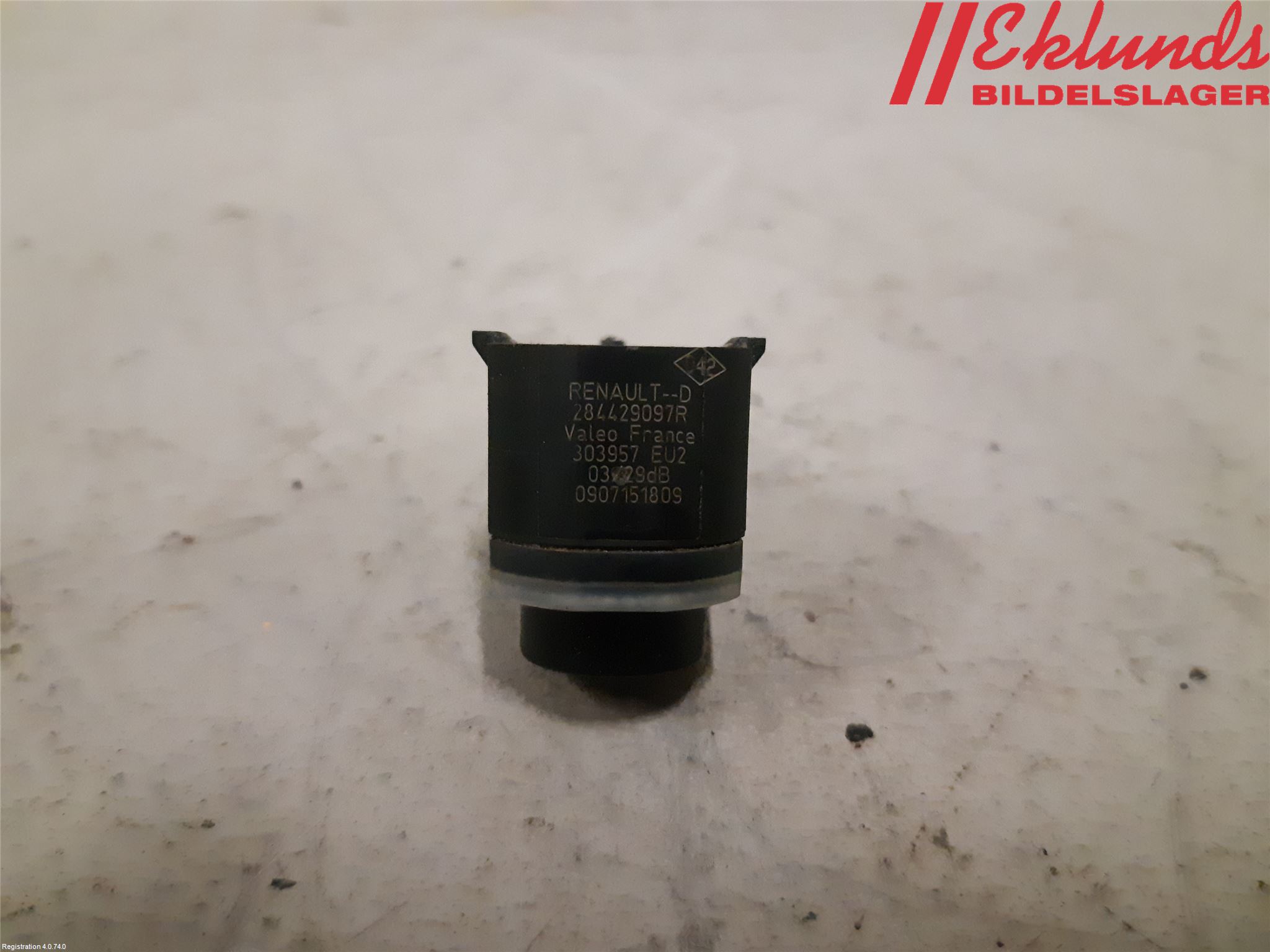 Renault CAPTUR 13-19 Parkeringshjälp Backsensor