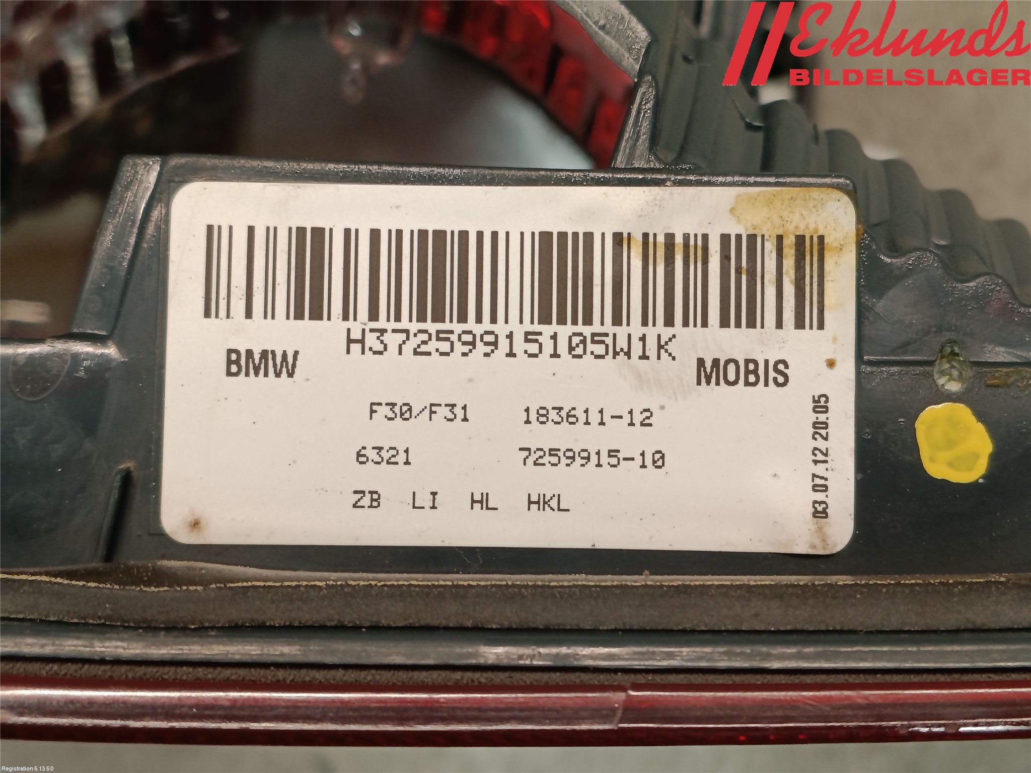 BMW 3 F30/F31/F80 12-19 Bakljus Lucka Vä