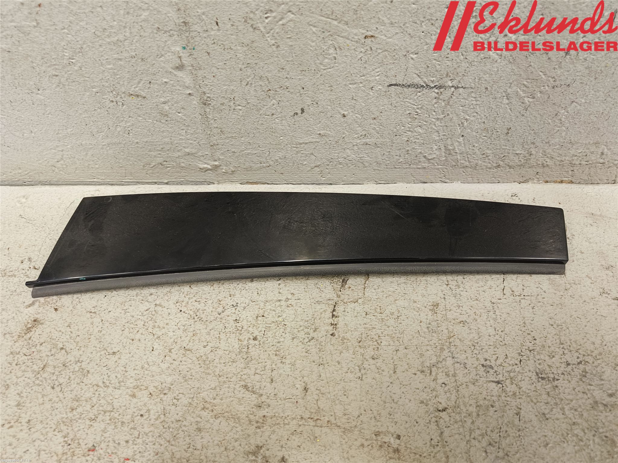 Audi A4/S4 B9 16-19 Dörr Dekorlist Bak Hö