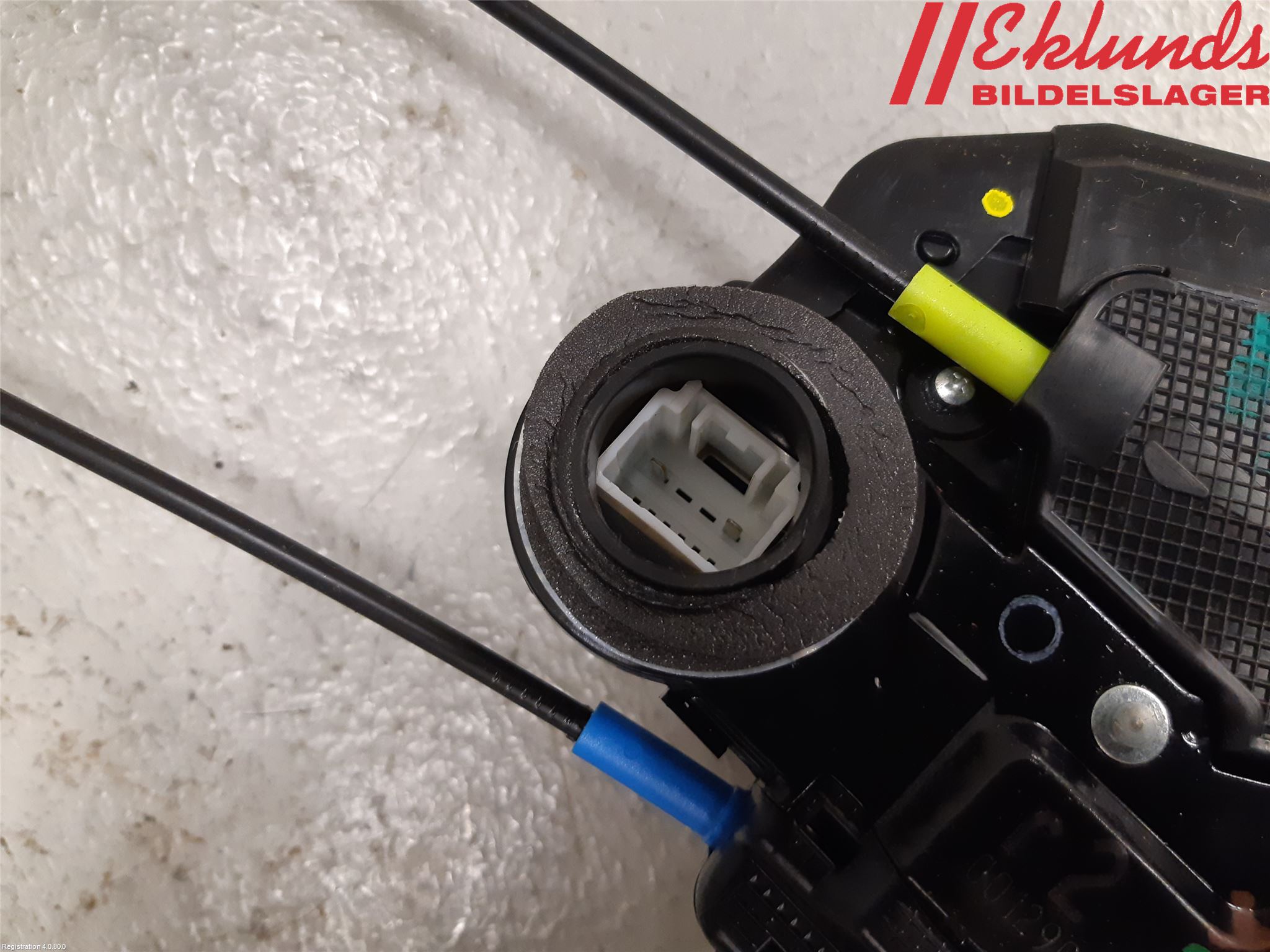 Toyota C-HR 16-23 Låskista-Dörrlås