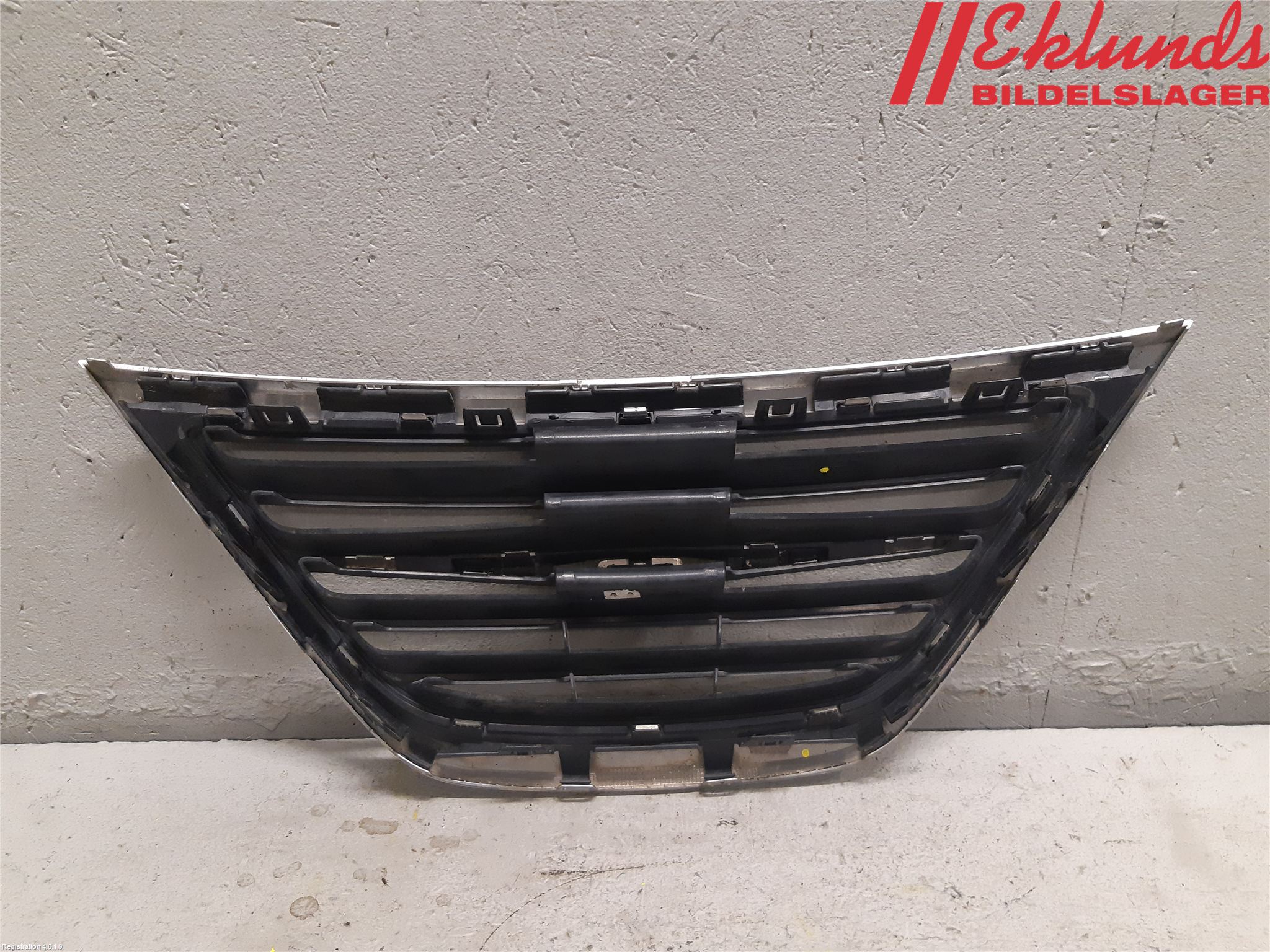 Saab 9-3 VER2/VER3 08-15 Grilldel Mitt