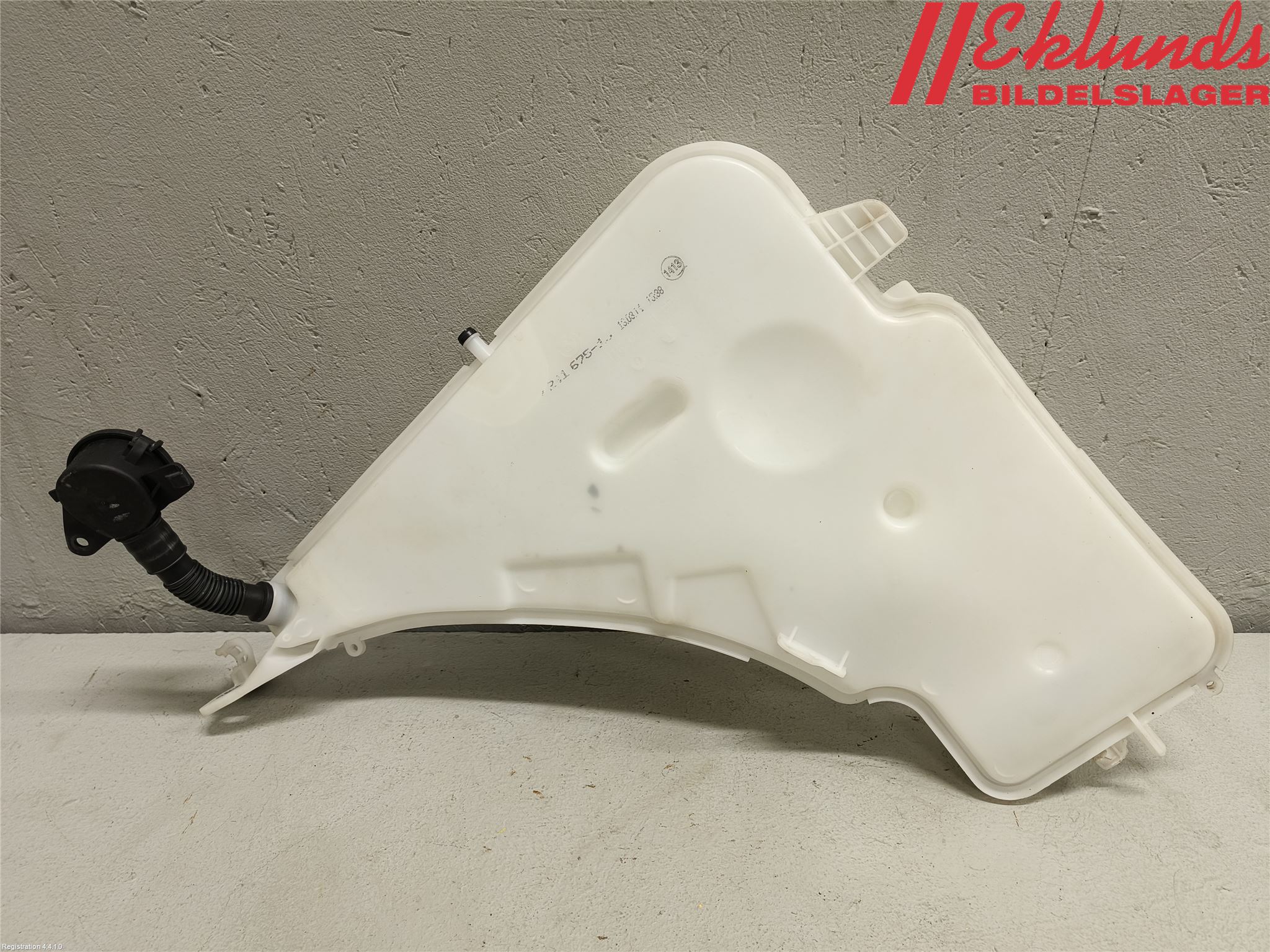 BMW 3 F30/F31/F80 12-19 Spolartank Vindruta-Strål