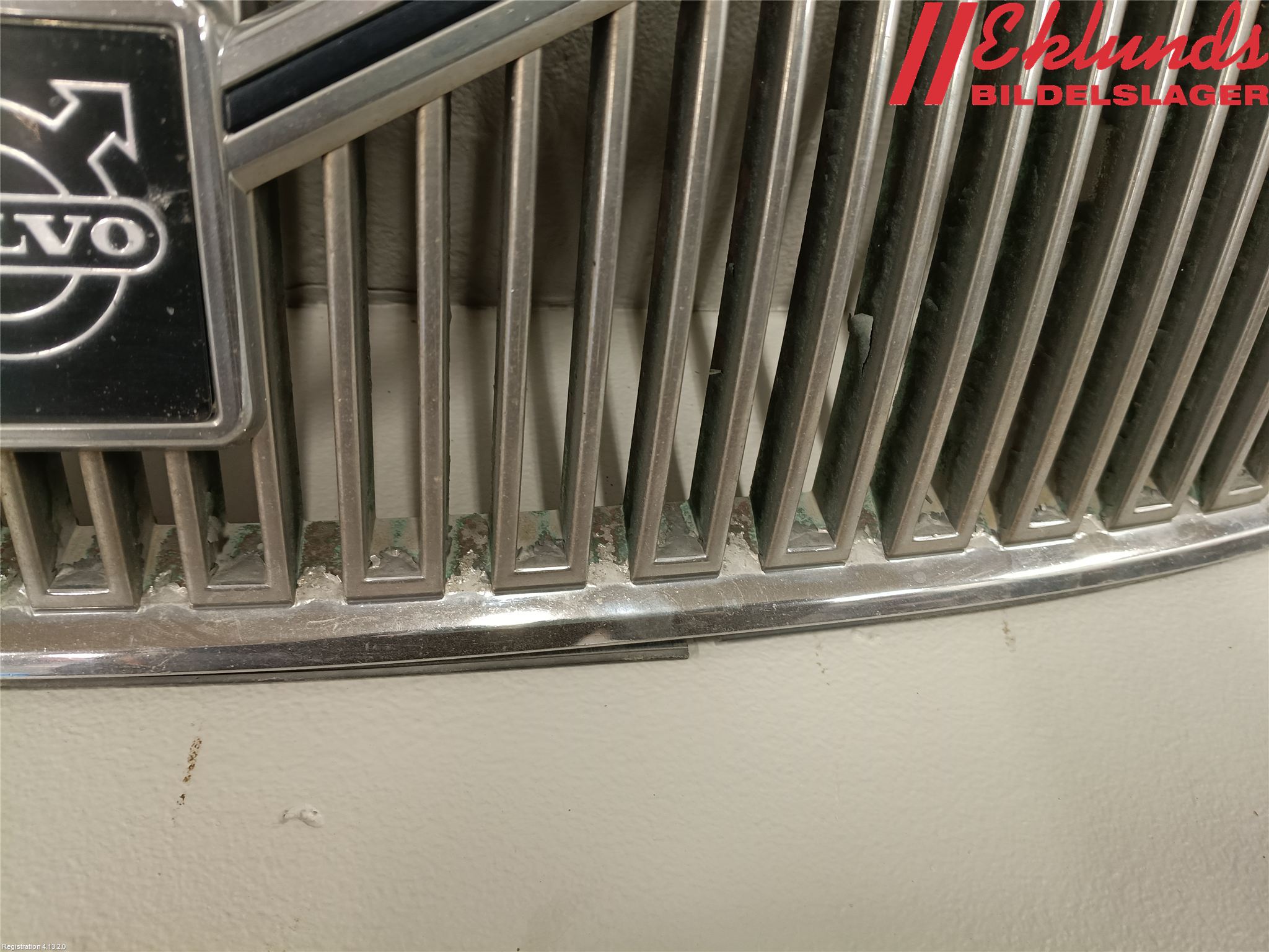 Volvo S70/V70/XC  97-00 Grill Komp