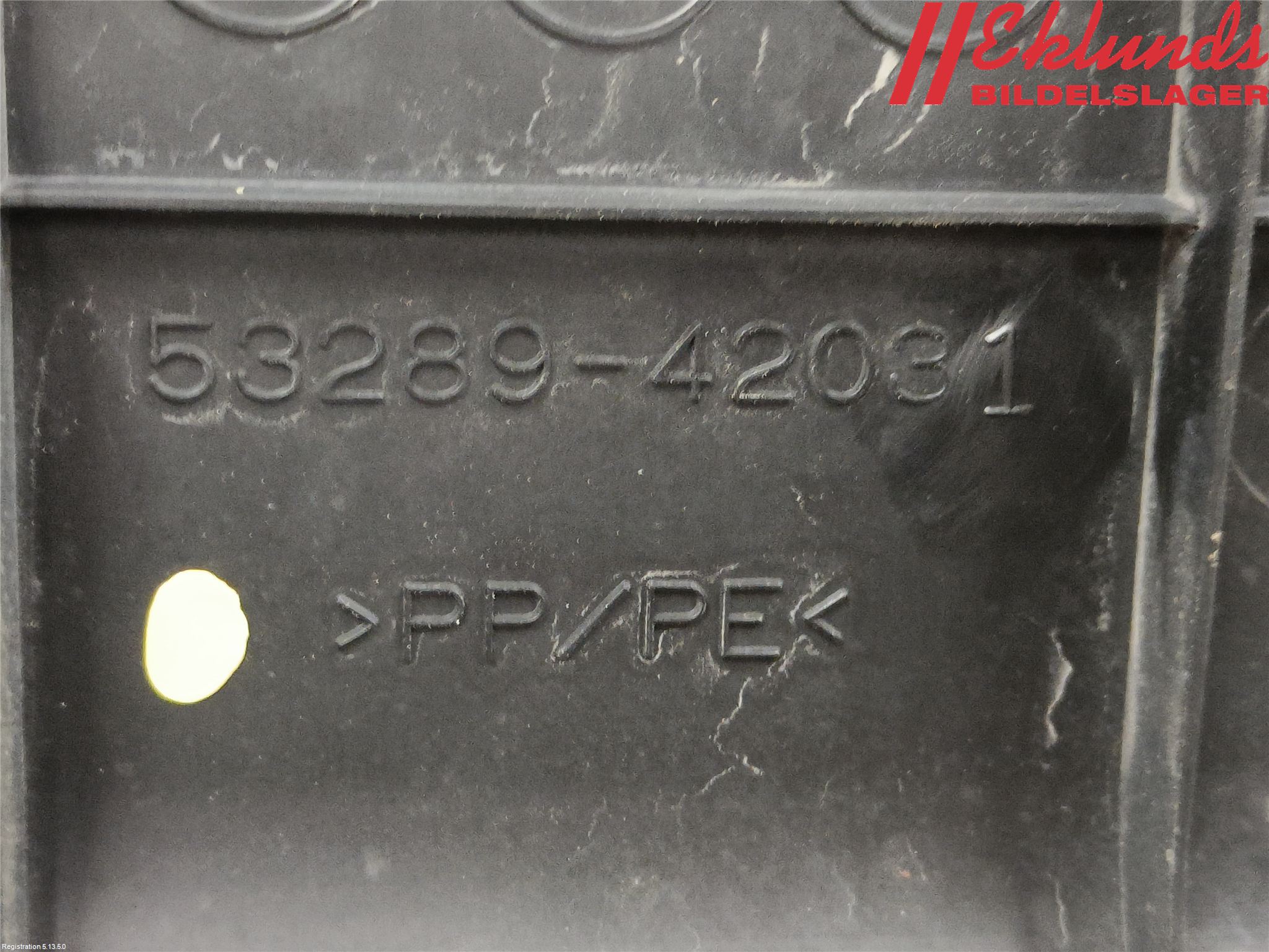 Toyota RAV 4 06-12 Front Huvlåsplåt-Balk