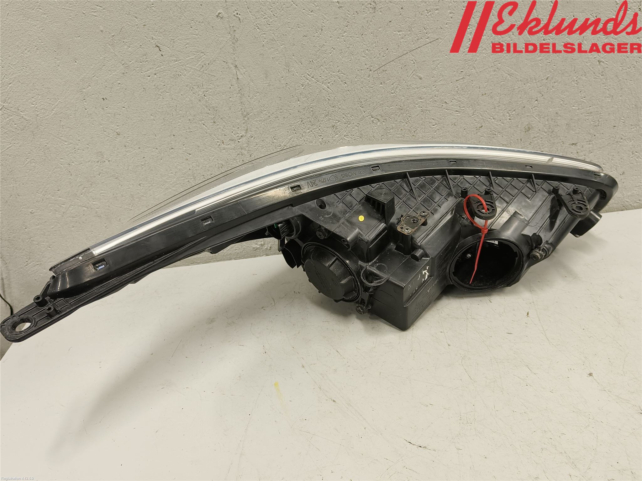 Kia CEED 12-18 Strålkastare Vänster