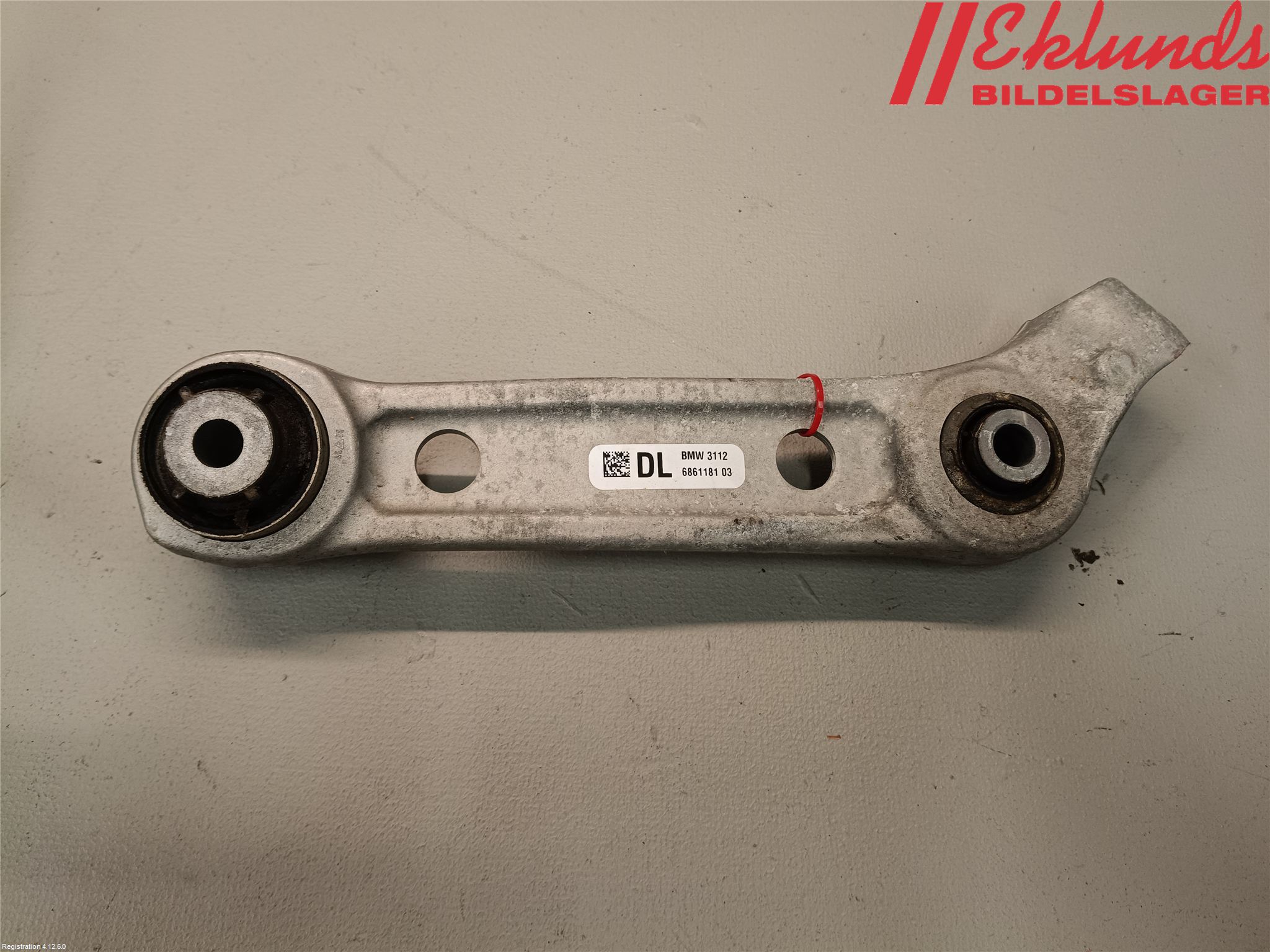 BMW 5 G30/G31/F90 17-23 Bärarm Fram Undre Vä