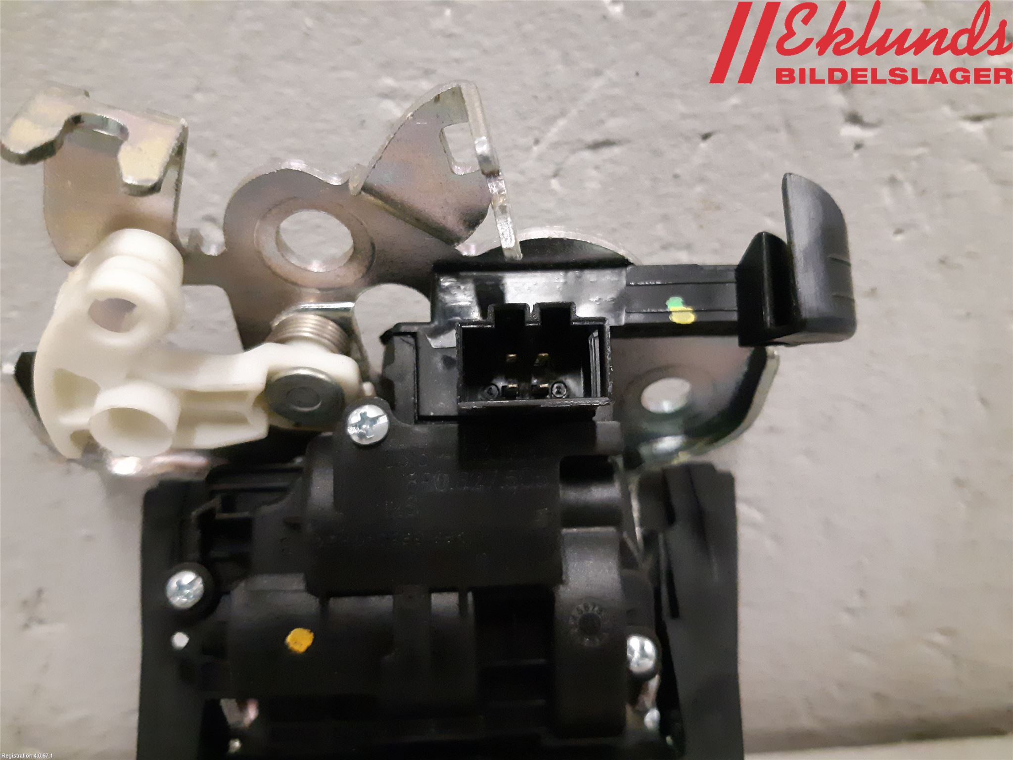 Audi Q5 09-16 Låskista Baklucka