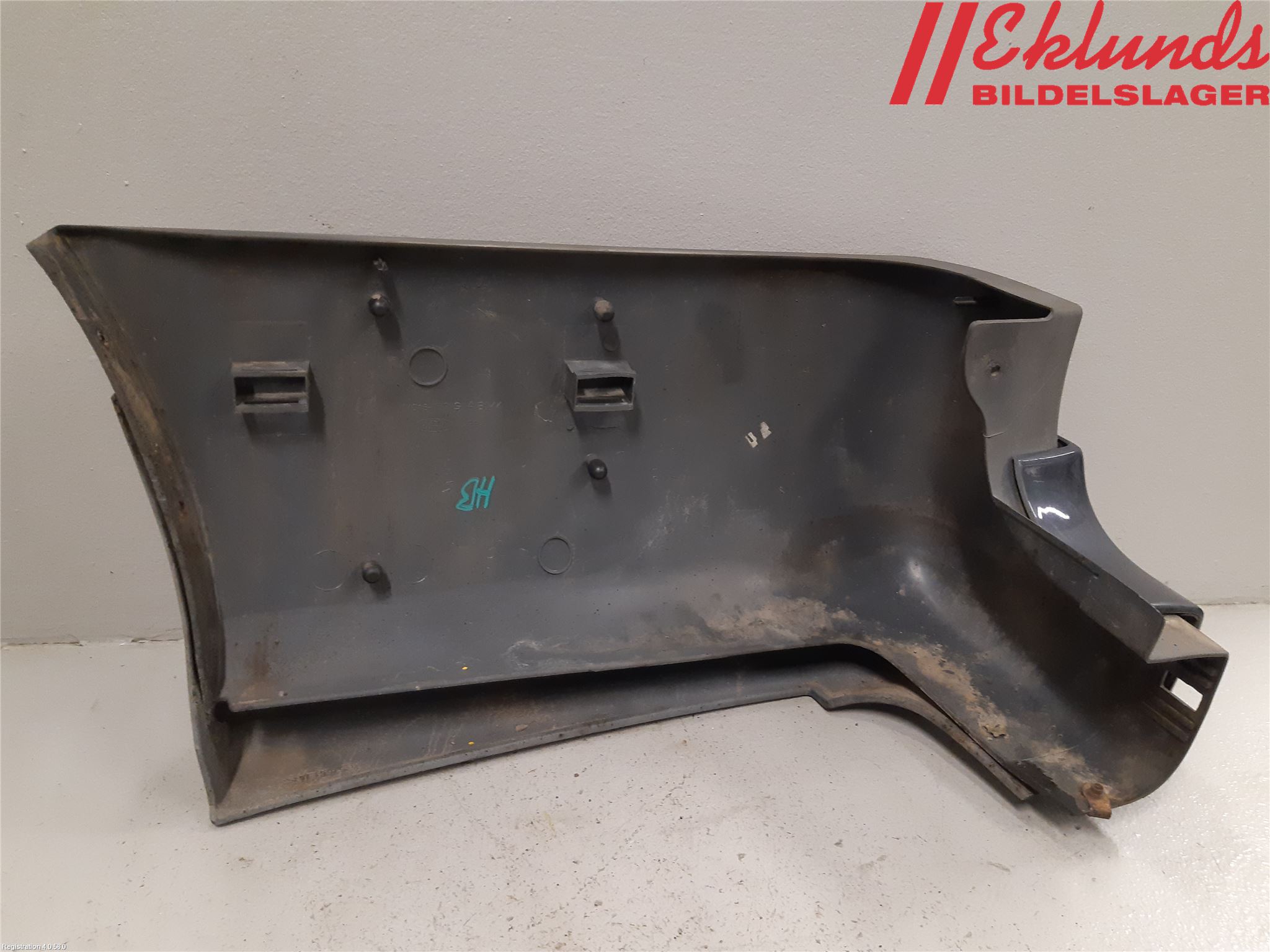 Ford TRANSIT    06-13 Stötfångardel Bak Hö