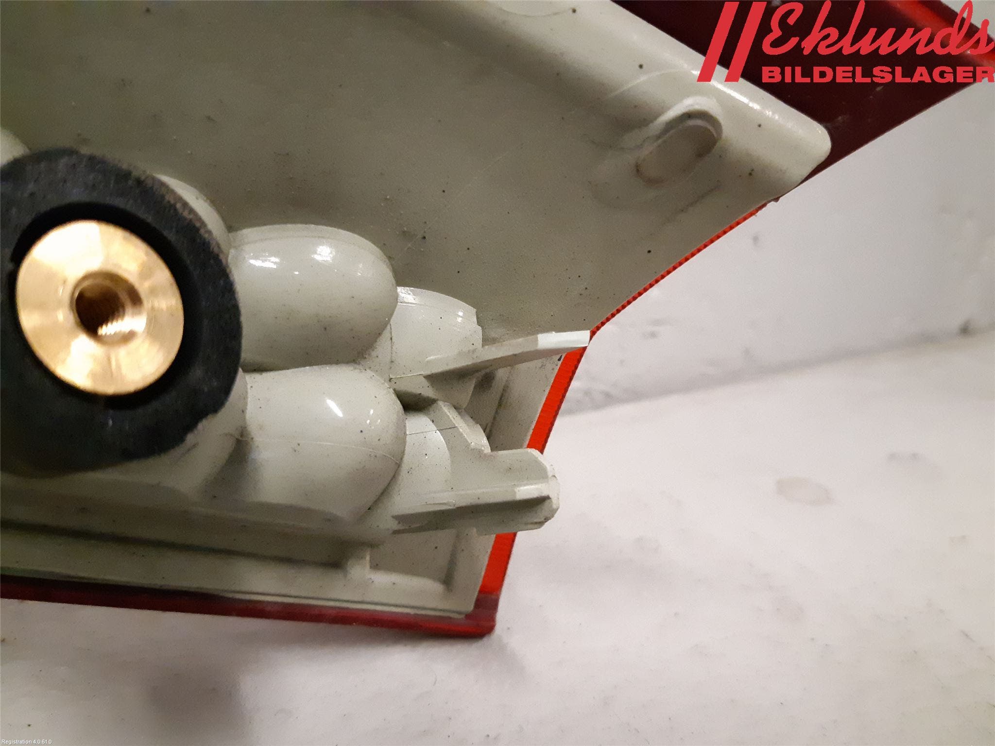 Volvo V70 08-13 Bakljus Lucka Hö