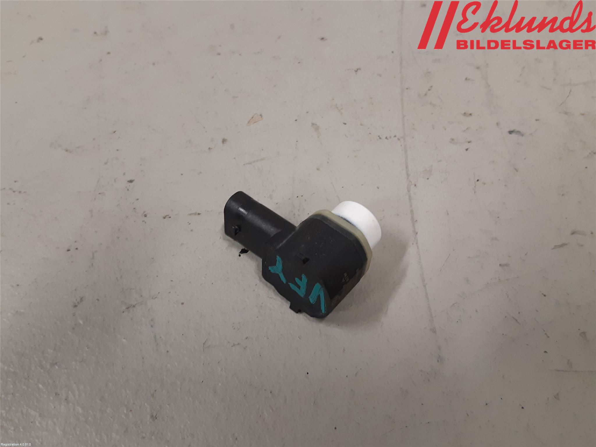 Volkswagen VW PASSAT 11-14 Parkeringshjälp Frontsensor