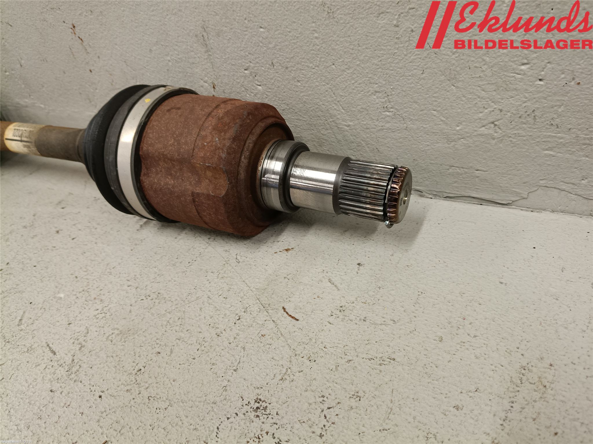 Kia NIRO (DE) 17-22 Drivaxel Fram Vänster