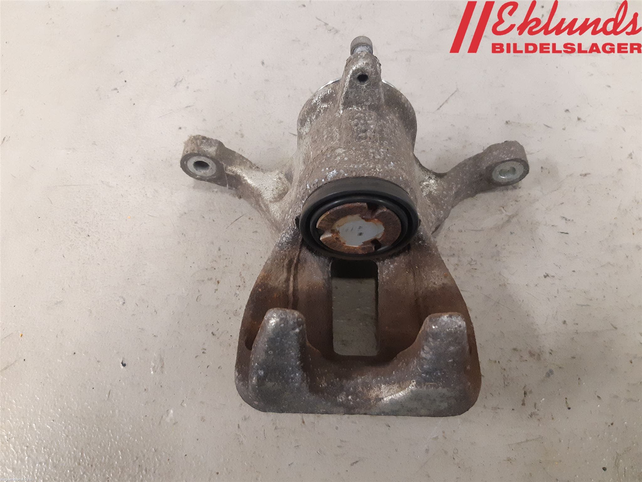 Toyota C-HR 16-23 Bromsok Bak Höger