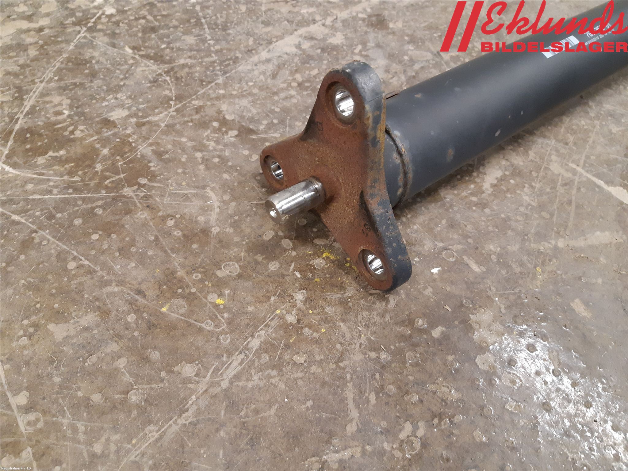 BMW 5 F10/F11/F18 09-17 Mellanaxel Komp