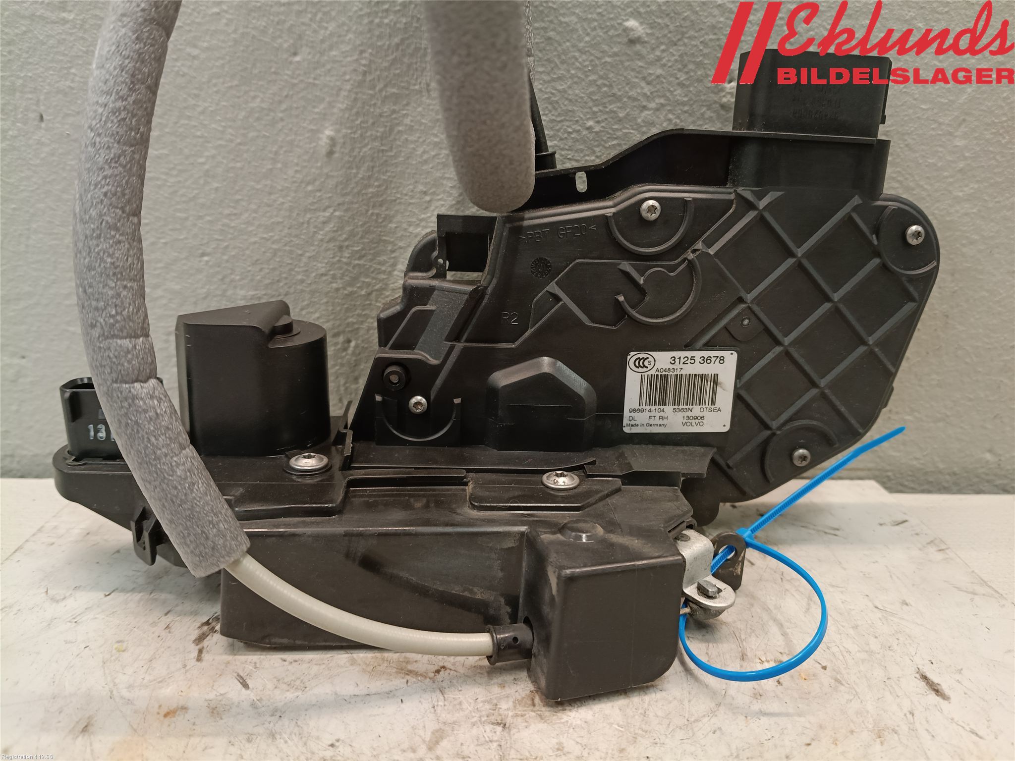 Volvo XC60 14-17 Låskista-Dörrlås