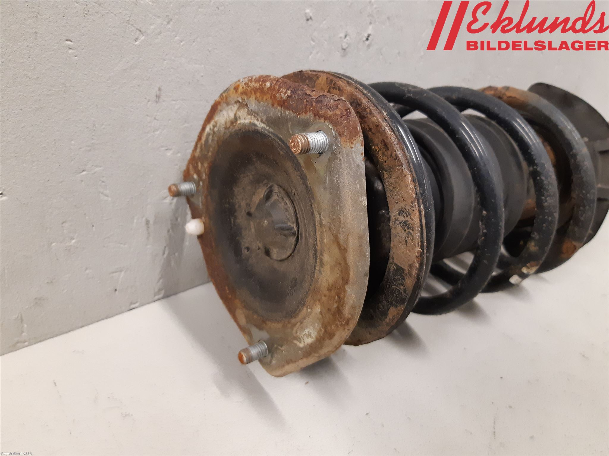 Mini COUPE R56 05-14 Fjäderben Fram Vänster