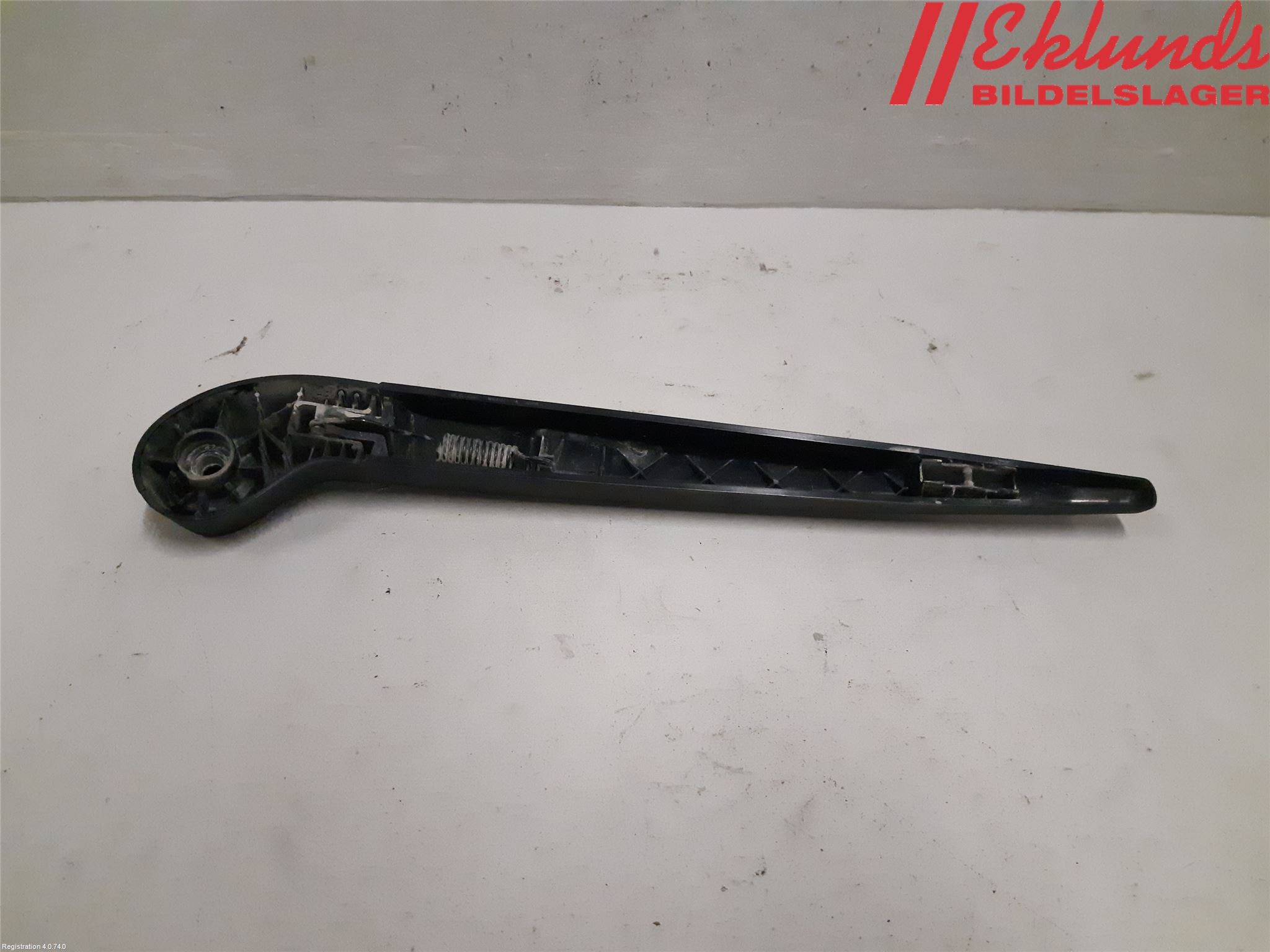 Volvo V70 08-13 Torkararm-Bakruta