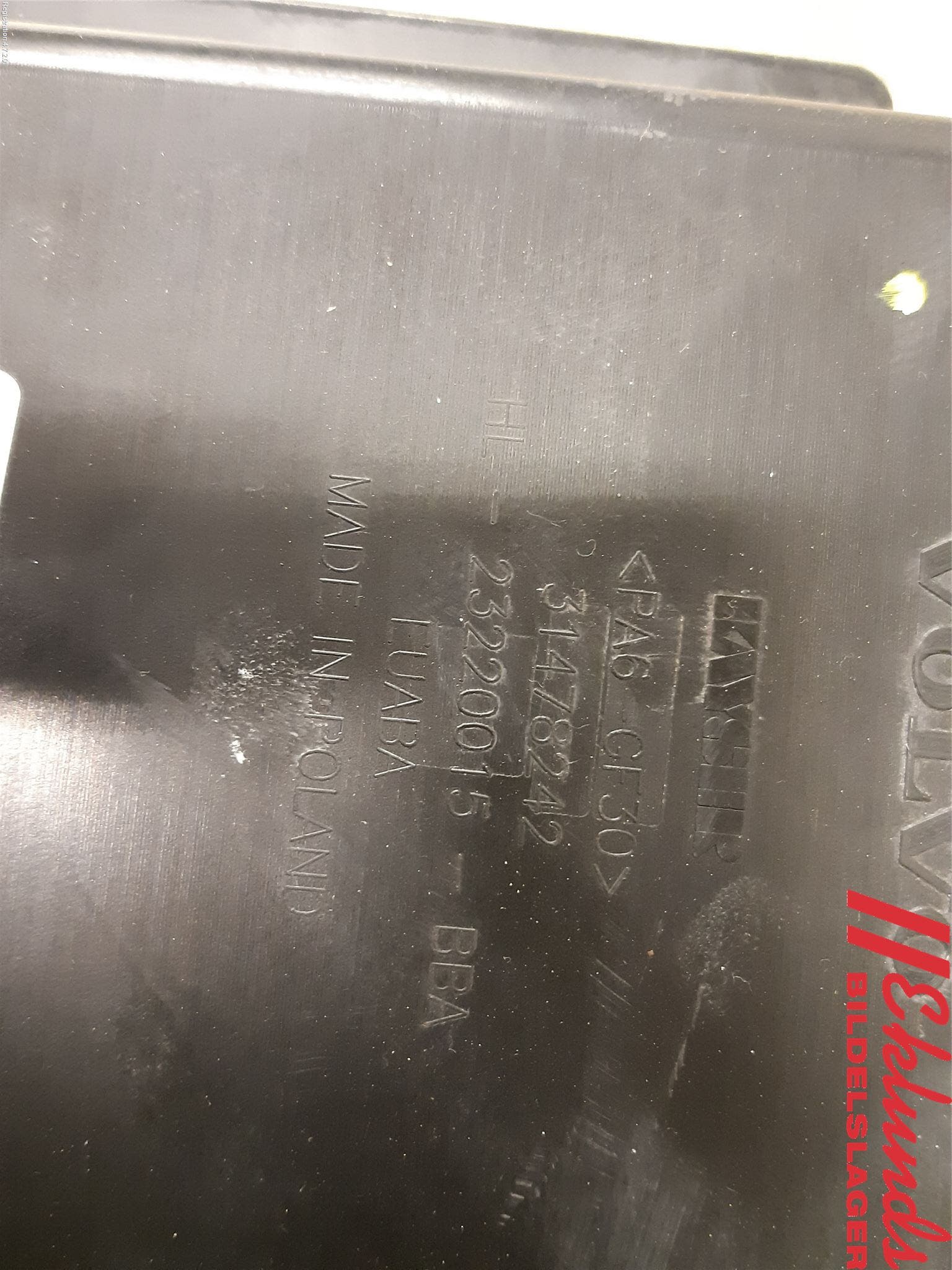 Volvo XC90/RECHARGE 16- Bränsle Kolkanister