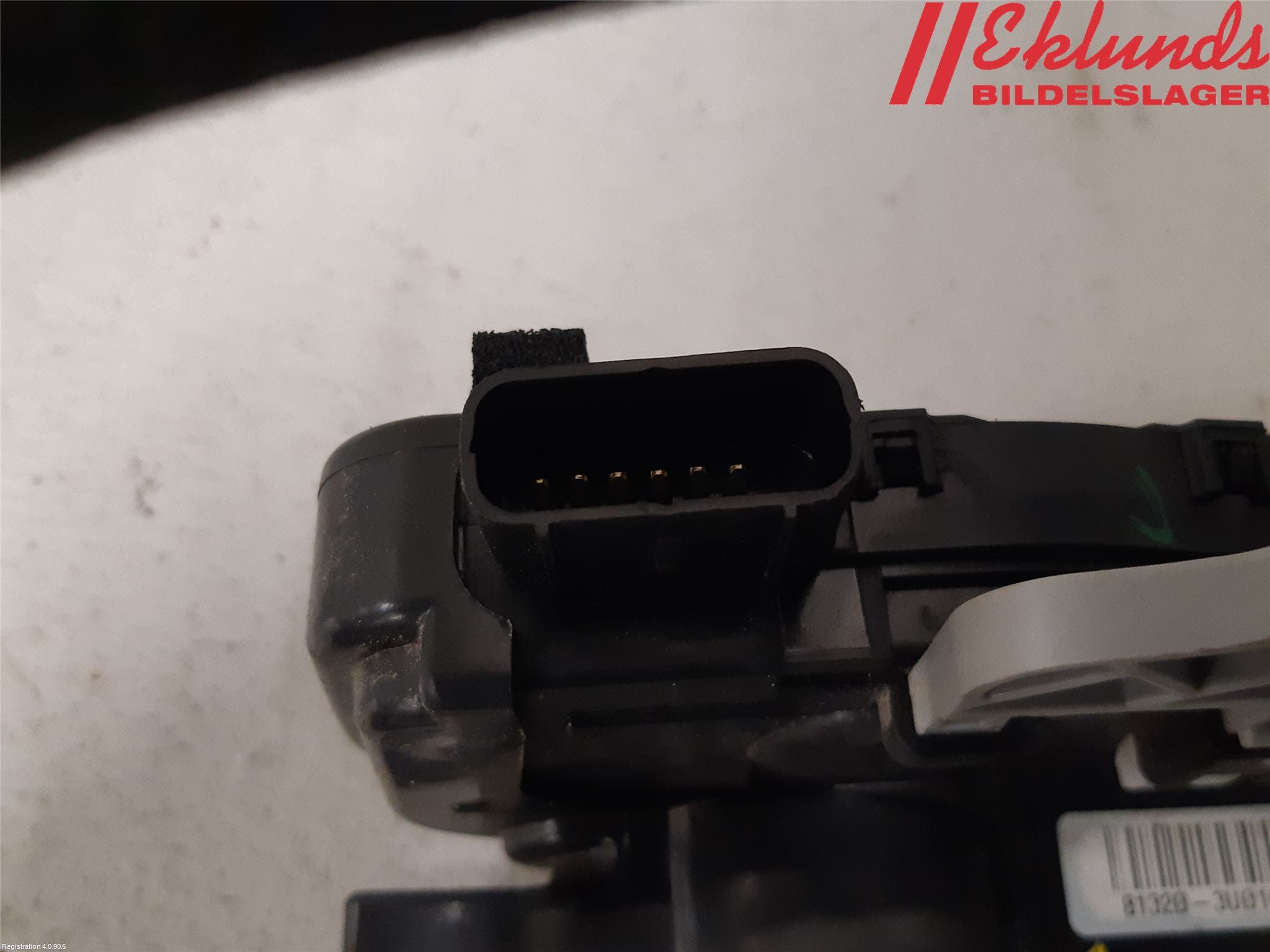 Kia SPORTAGE (SL) 11-15 Låskista-Dörrlås