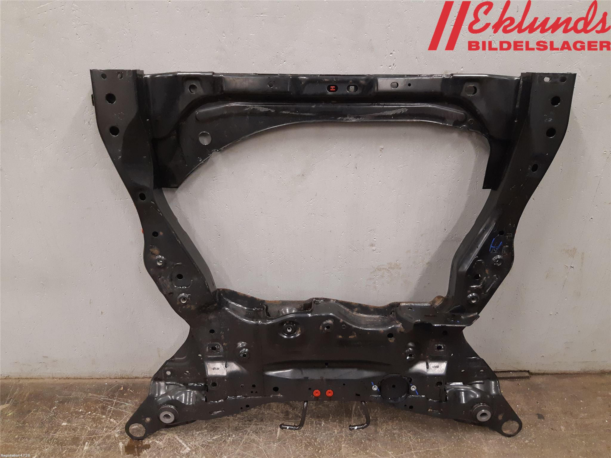 Volvo XC90/RECHARGE 16- Framvagnsbalk