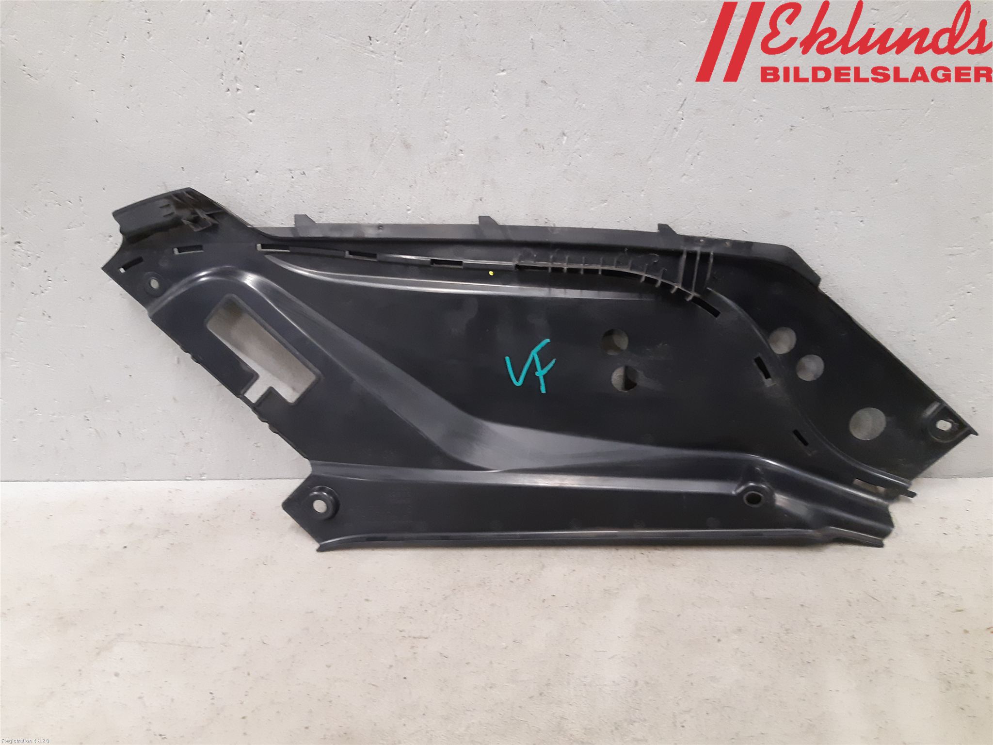 Volvo XC90/RECHARGE 16- Täckplast Front