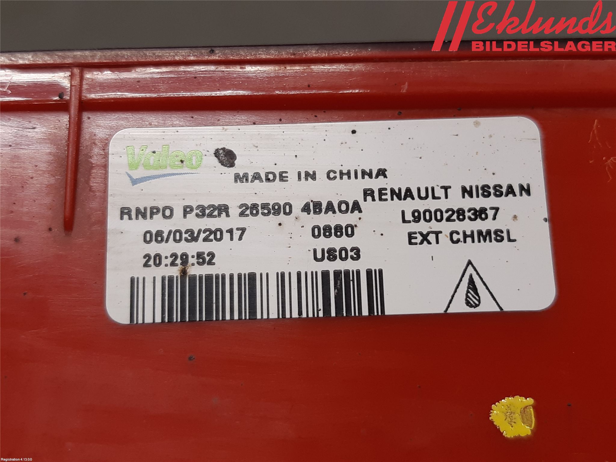 Nissan X-TRAIL 14-21 Bromsljus Bakruta