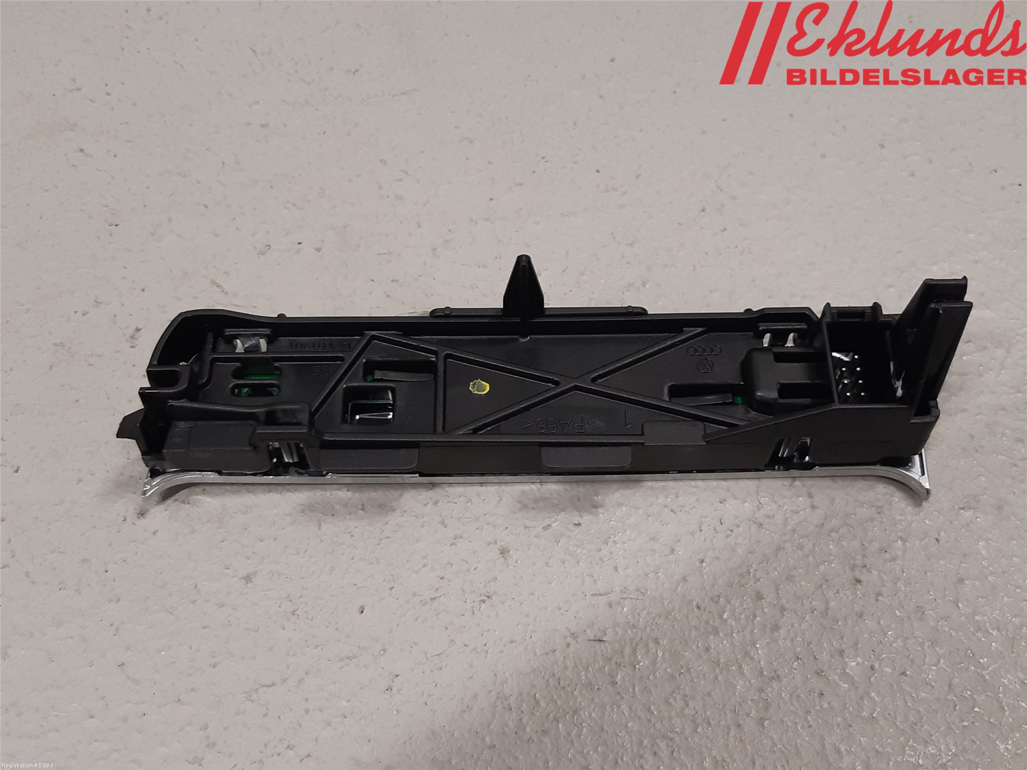 Audi A6/S6     05-11 Instrument Växlingsindikator