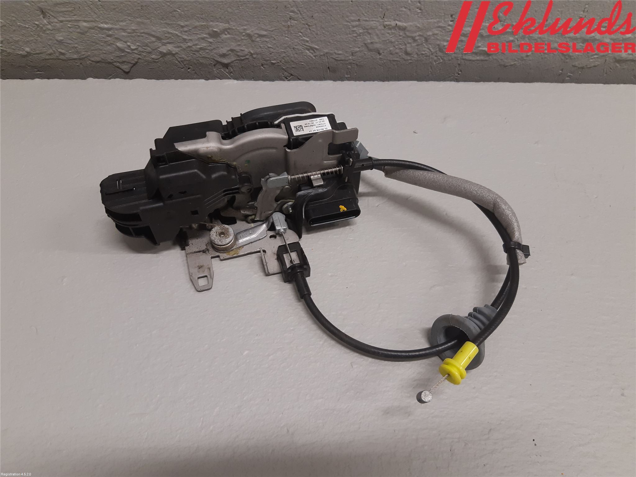 Volvo V90 17->> Låskista-Dörrlås